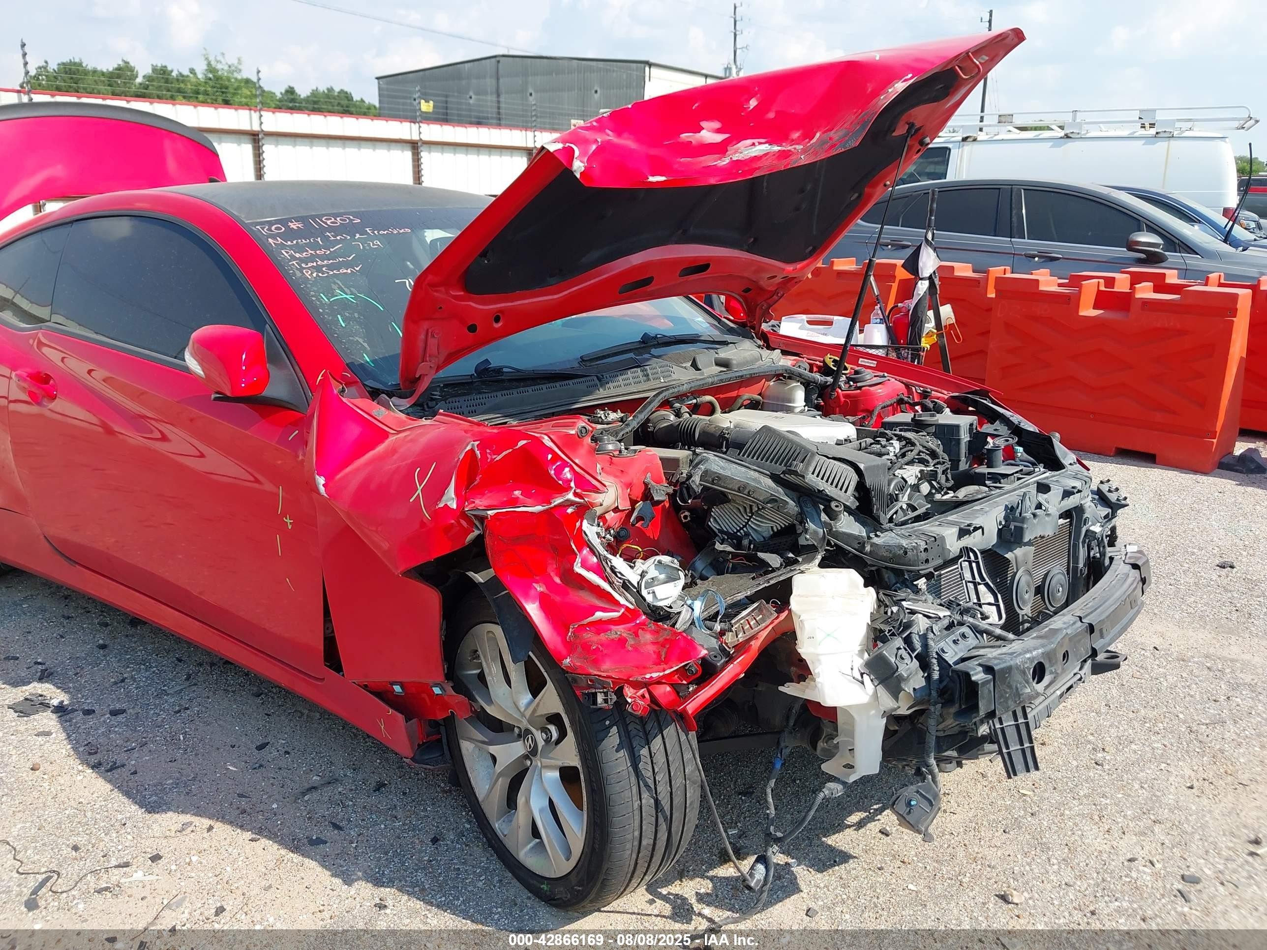 2015 Hyundai Genesis 3.8 Base Red vin: KMHHU6KJ3FU123255