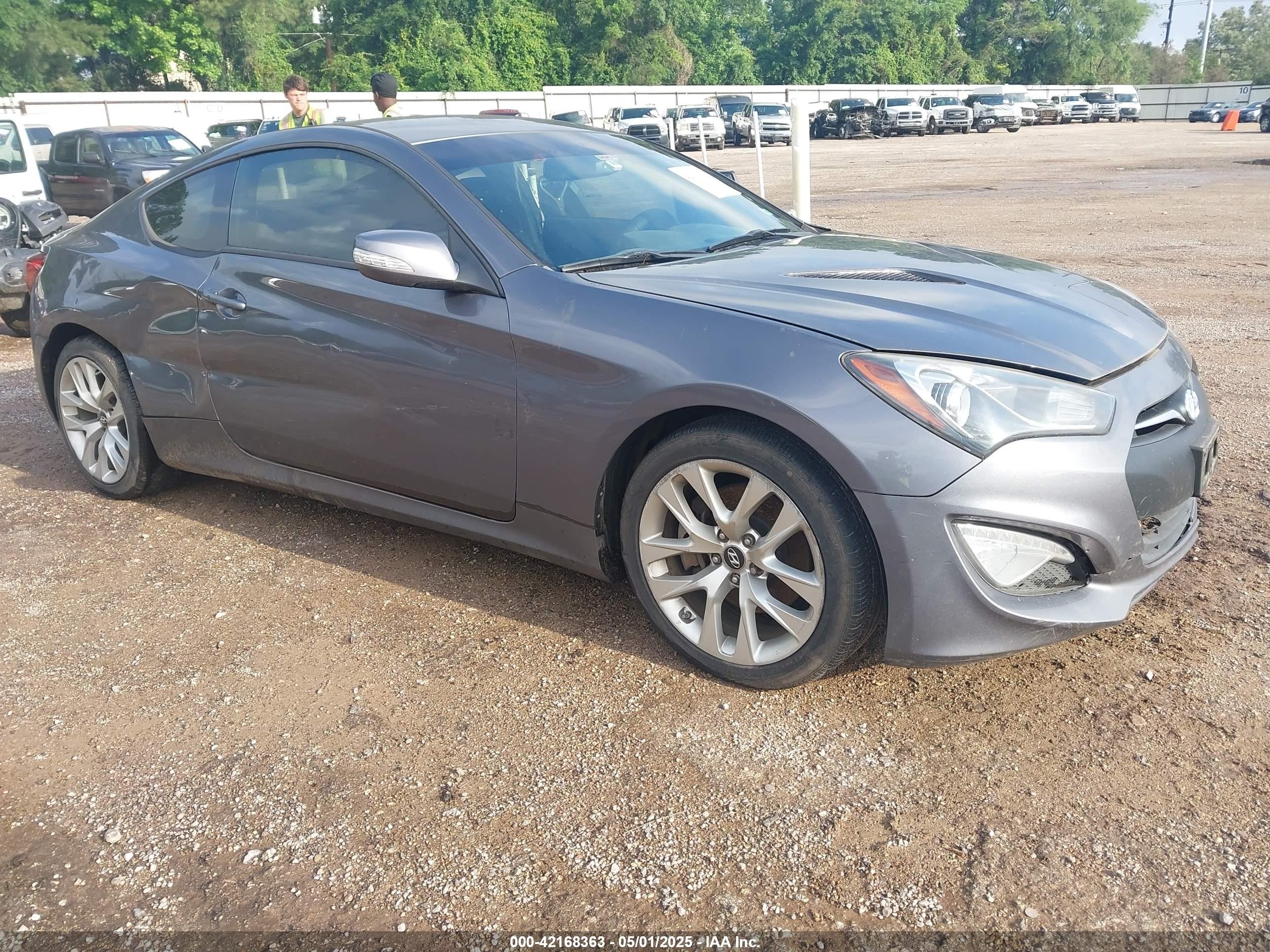 2015 Hyundai Genesis   Gray vin: KMHHU6KJ3FU124857