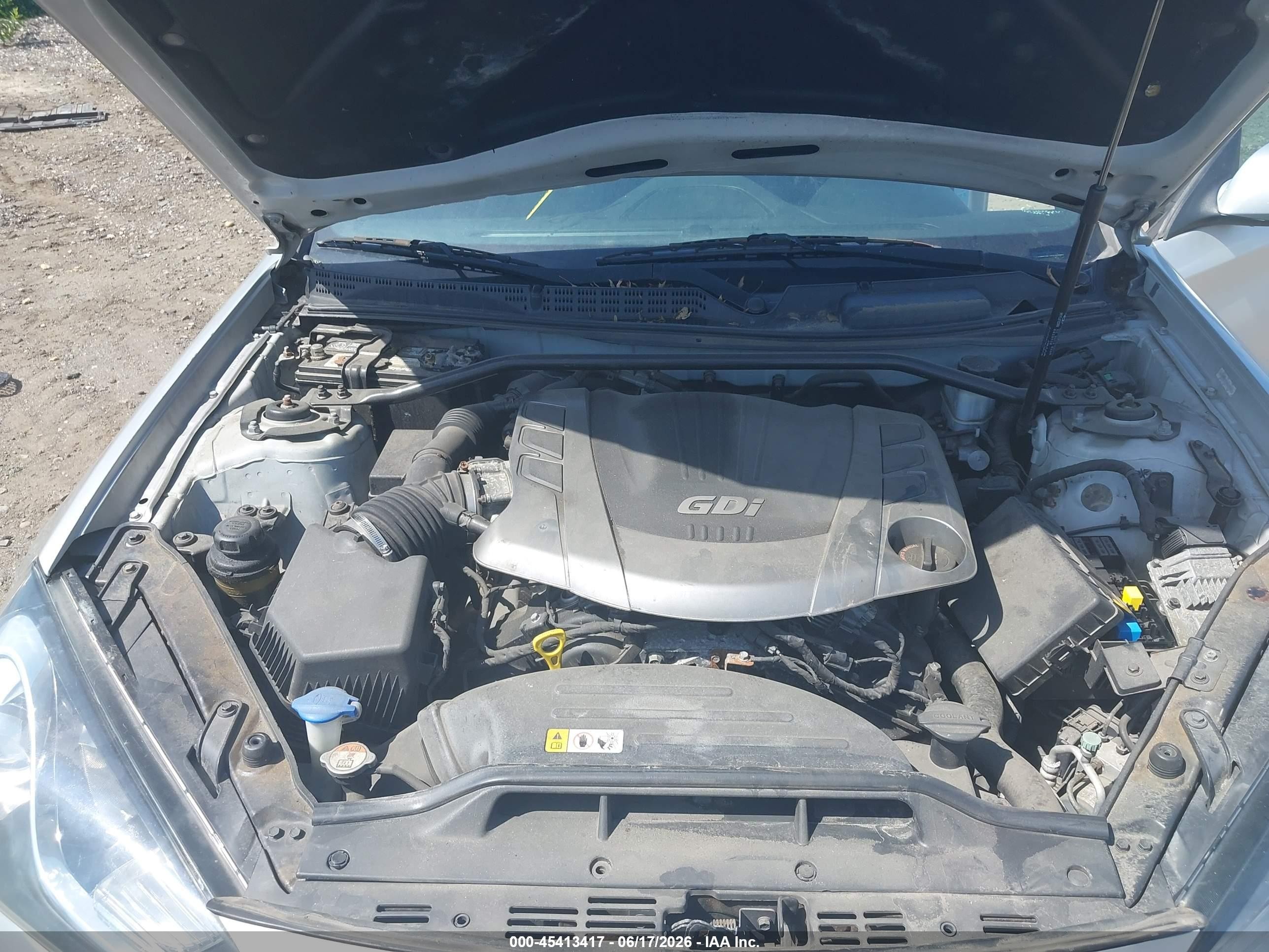 2013 Hyundai Genesis 3.8 Grand Touring Серебряный vin: KMHHU6KJ4DU104680