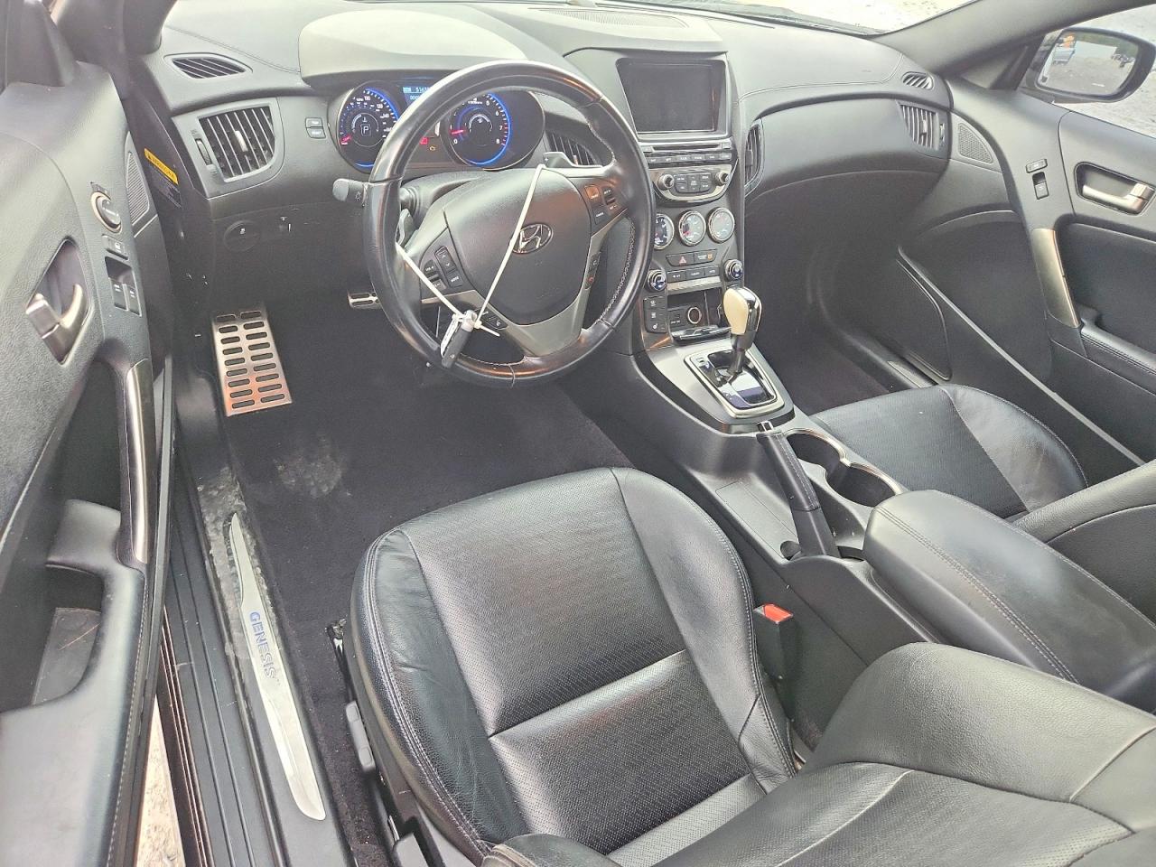2013 Hyundai Genesis Coupe 3.8 Track Black vin: KMHHU6KJ4DU107692