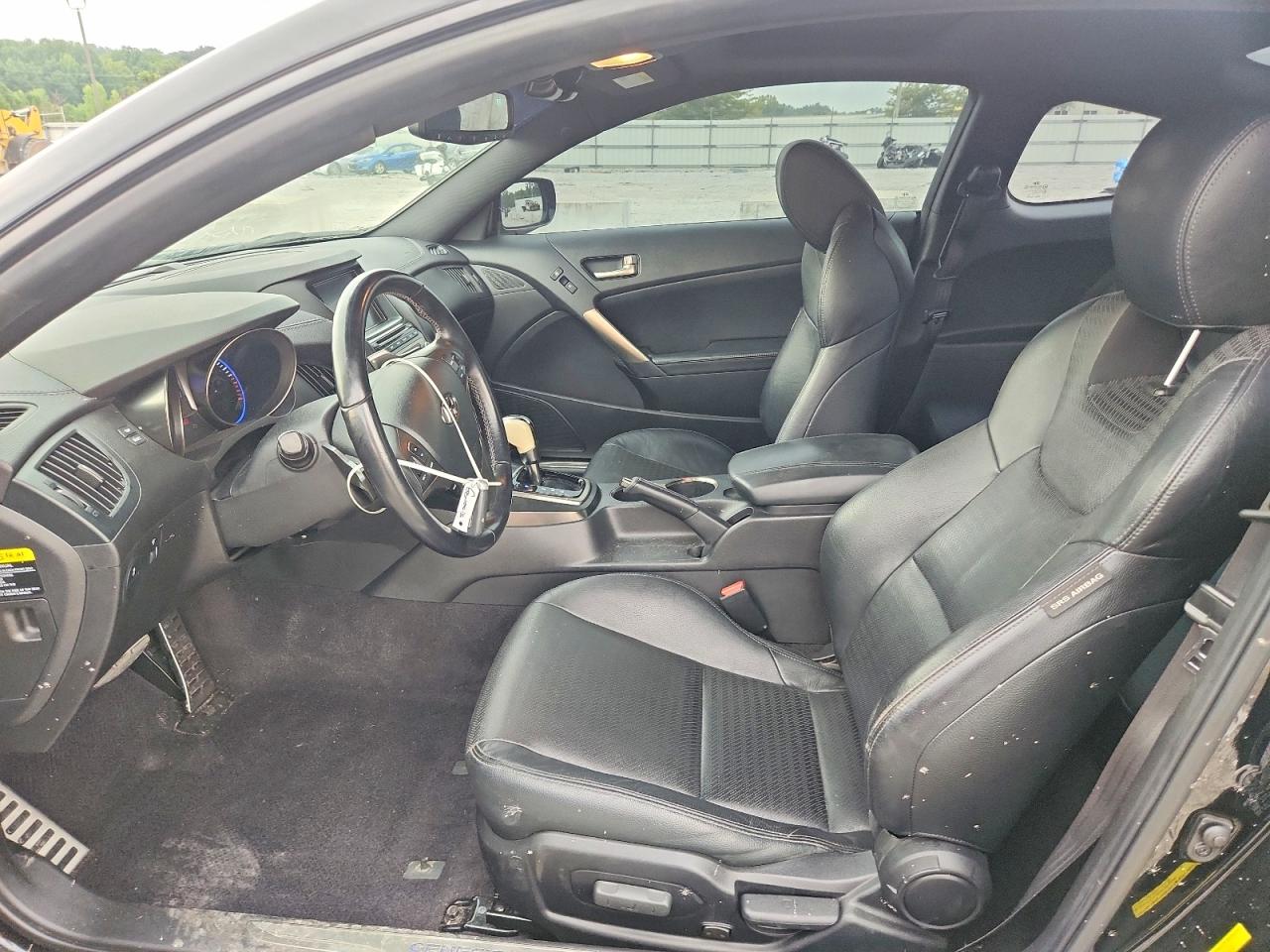 2013 Hyundai Genesis Coupe 3.8 Track Black vin: KMHHU6KJ4DU107692