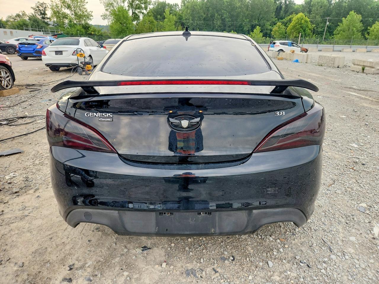 2013 Hyundai Genesis Coupe 3.8 Track Black vin: KMHHU6KJ4DU107692