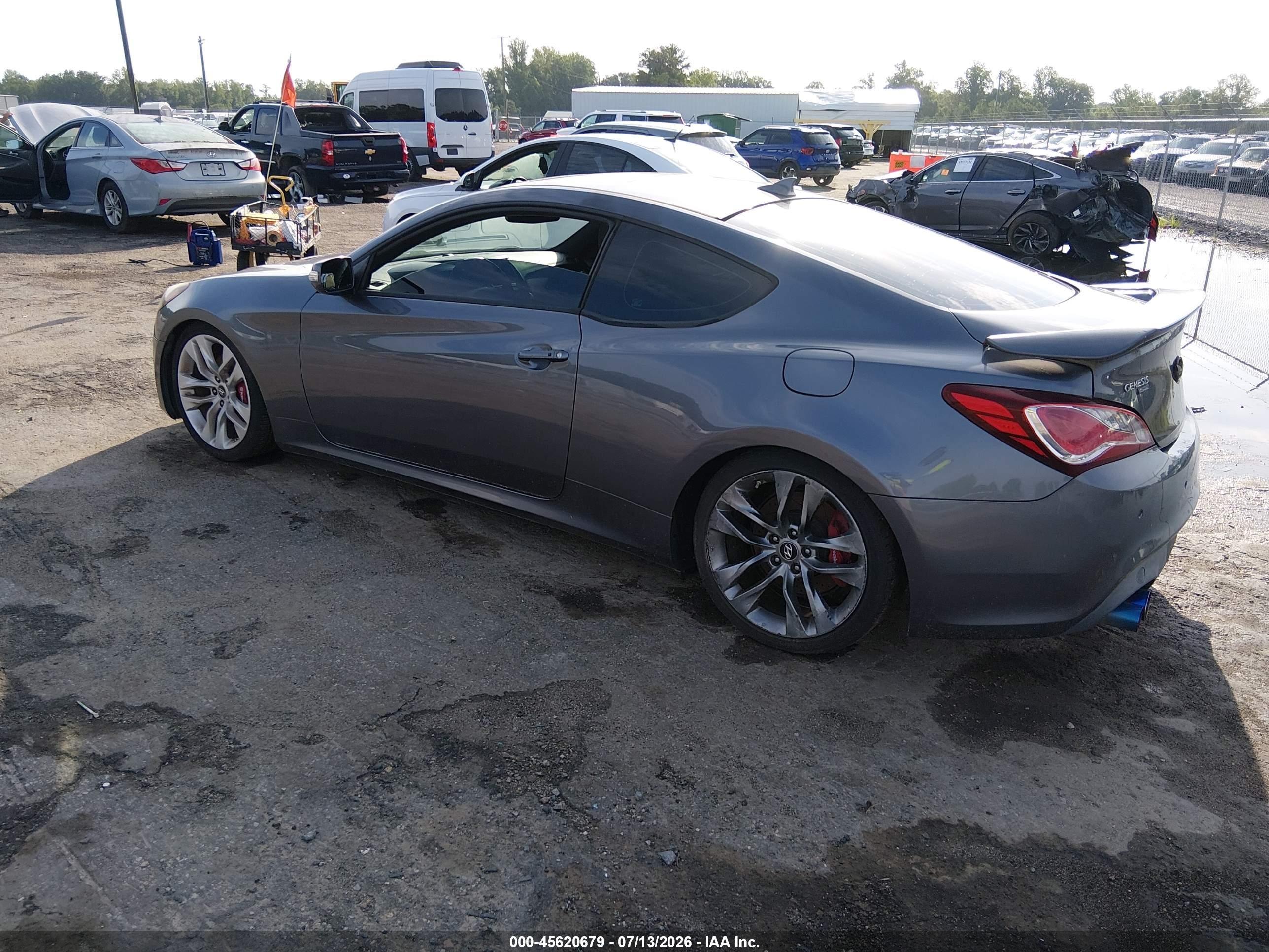 2015 Hyundai Genesis 3.8 Ultimate Gray vin: KMHHU6KJ4FU125631