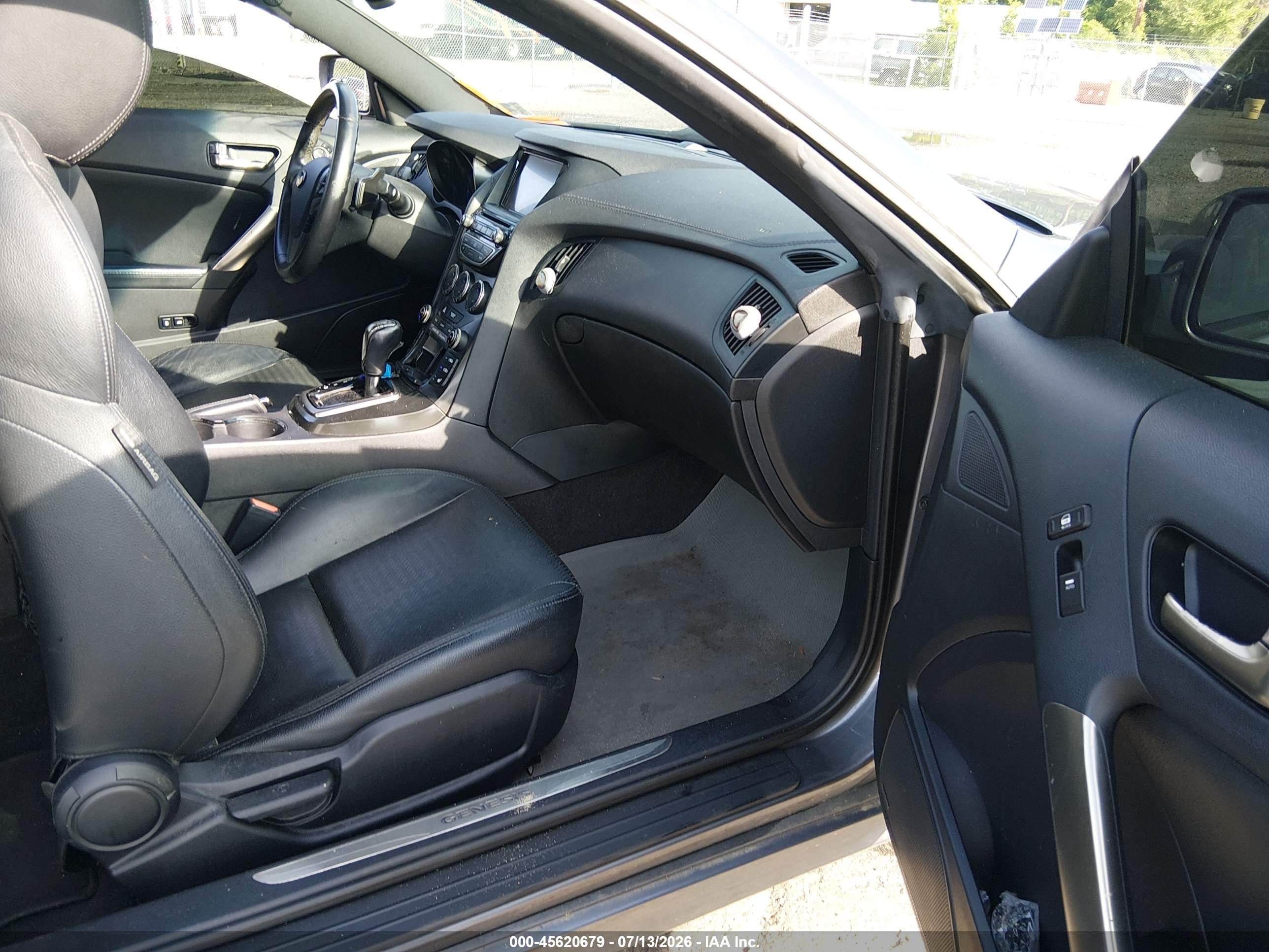 2015 Hyundai Genesis 3.8 Ultimate Gray vin: KMHHU6KJ4FU125631