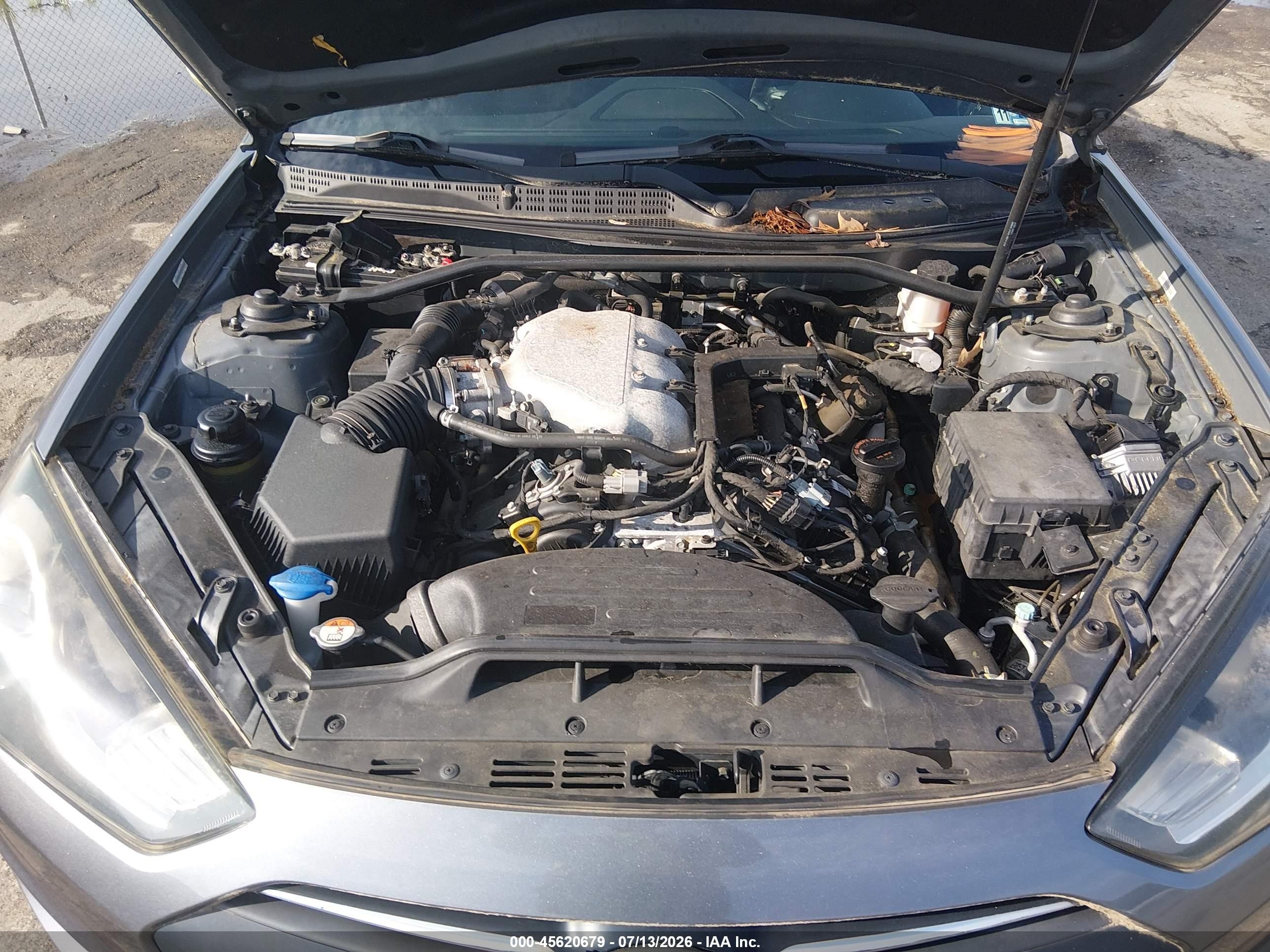 2015 Hyundai Genesis 3.8 Ultimate Gray vin: KMHHU6KJ4FU125631