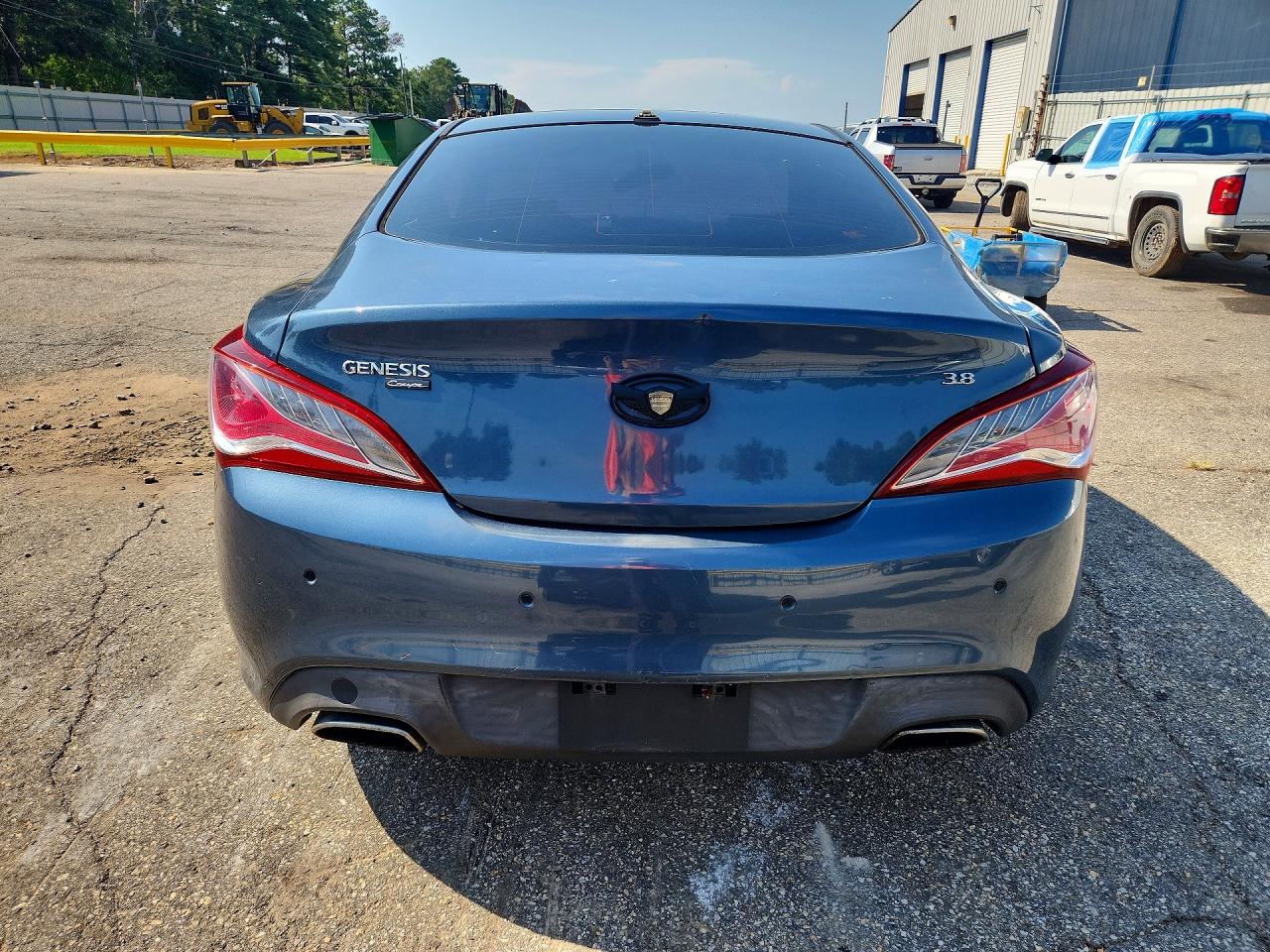 2013 Hyundai Genesis Coupe 3.8 Grand Touring Blue vin: KMHHU6KJ5DU094077