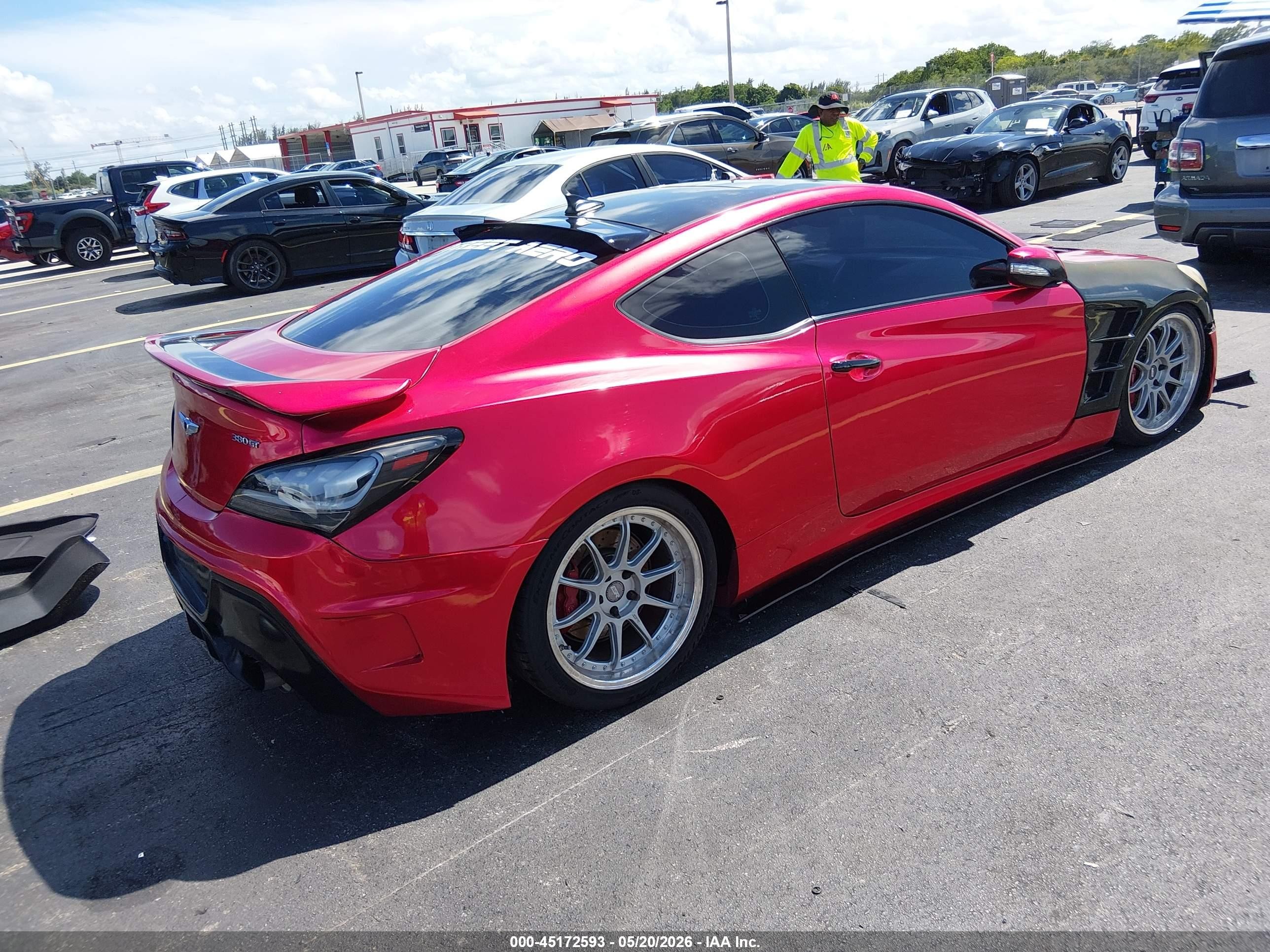 2013 Hyundai Genesis 3.8 Grand Touring Красный vin: KMHHU6KJ5DU107961
