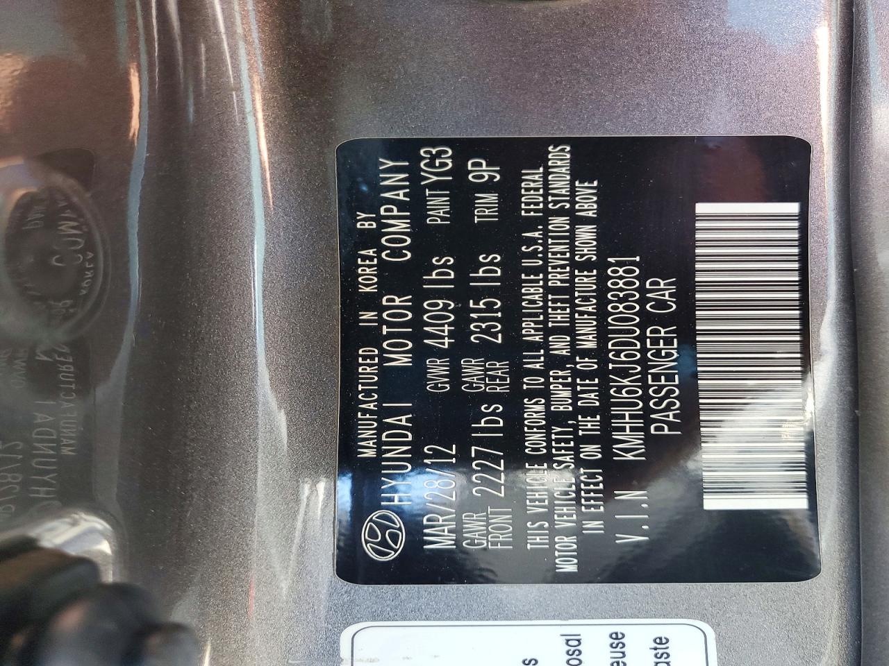 2013 Hyundai Genesis Coupe 3.8 Track Gray vin: KMHHU6KJ6DU083881