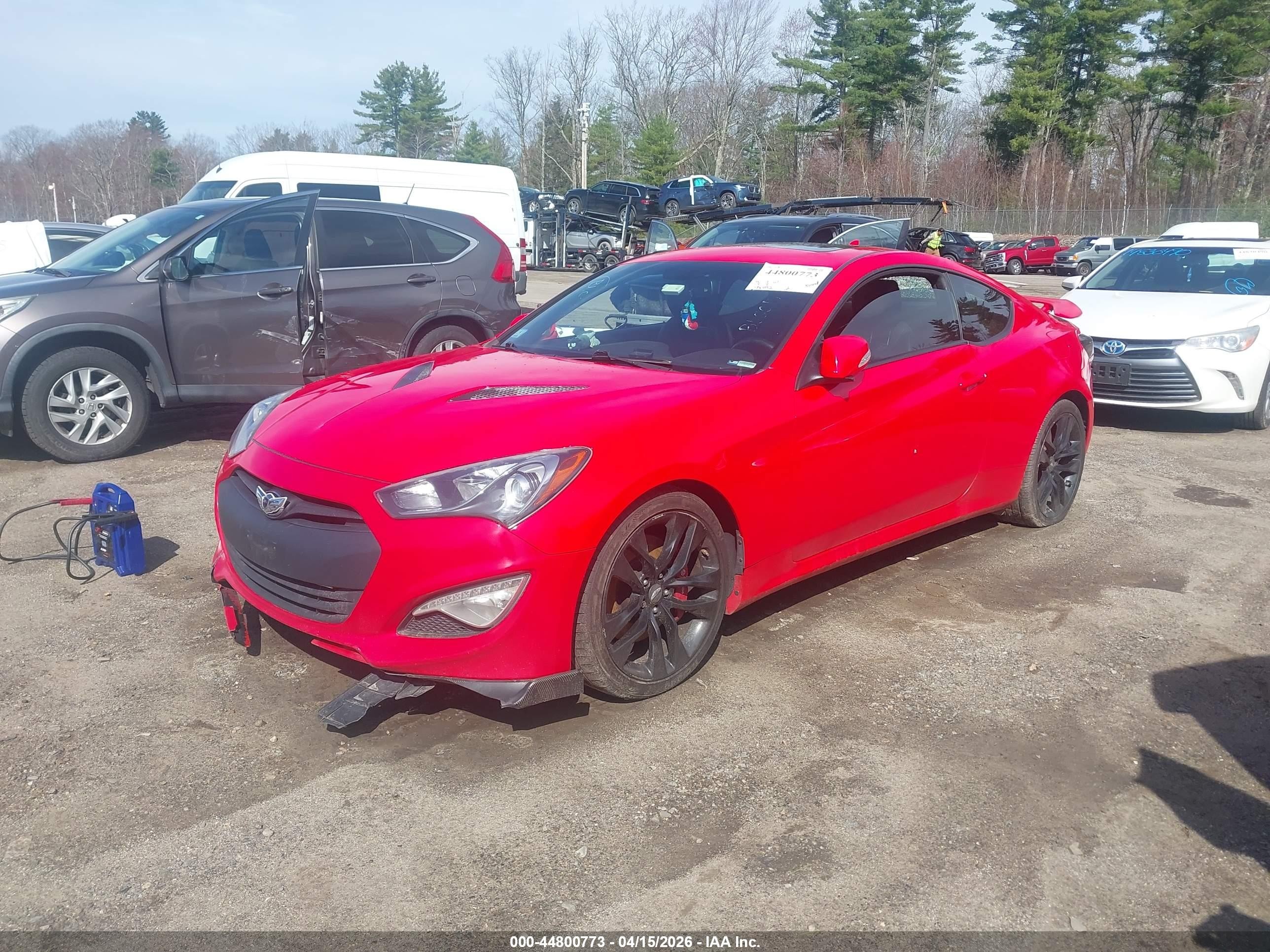 2013 Hyundai Genesis   Красный vin: KMHHU6KJ6DU106852