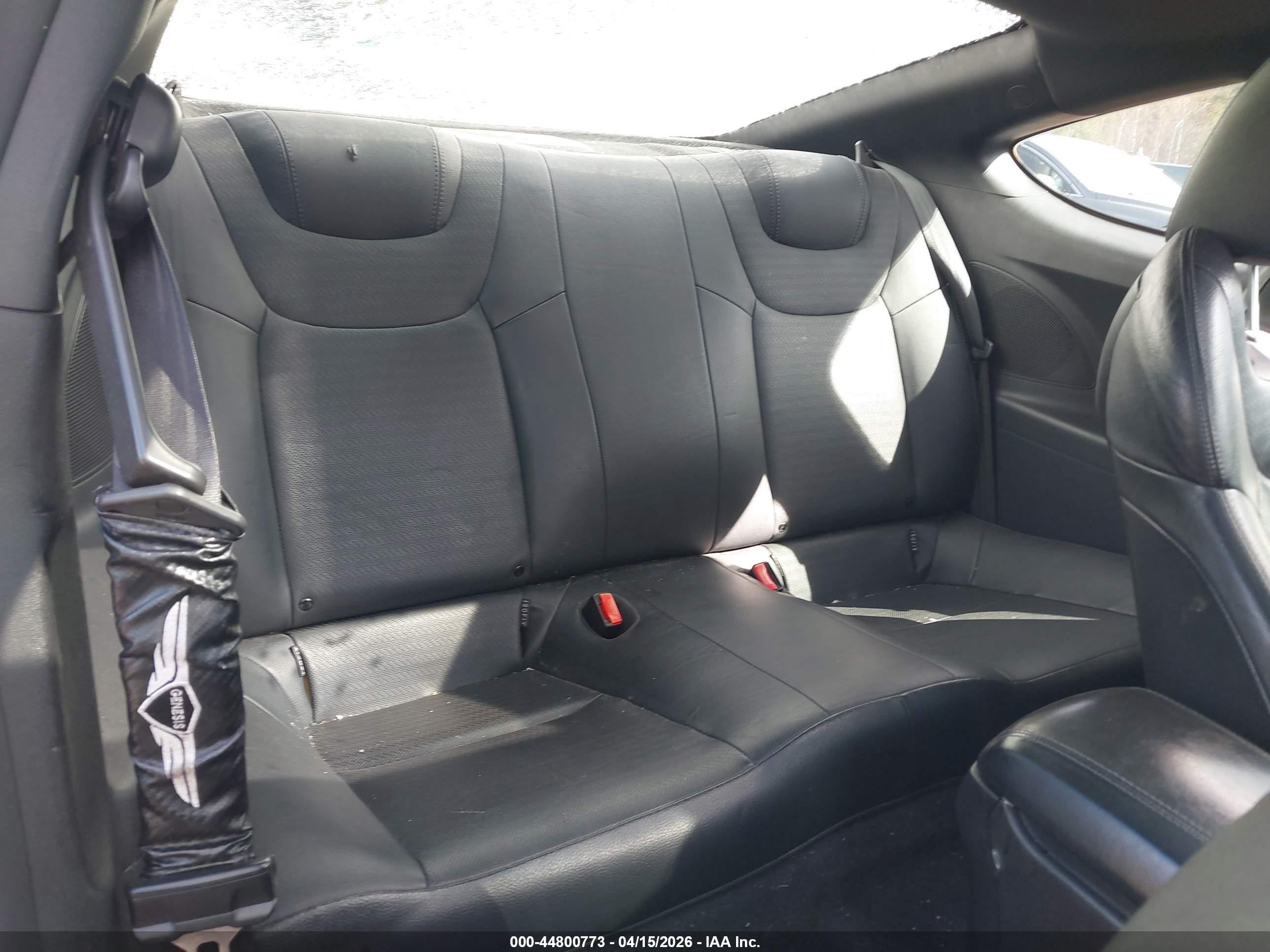 2013 Hyundai Genesis   Красный vin: KMHHU6KJ6DU106852