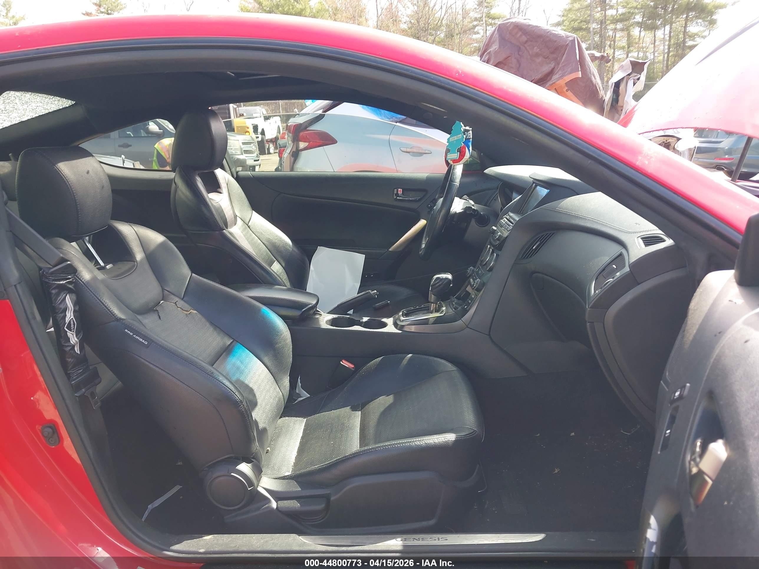 2013 Hyundai Genesis   Красный vin: KMHHU6KJ6DU106852