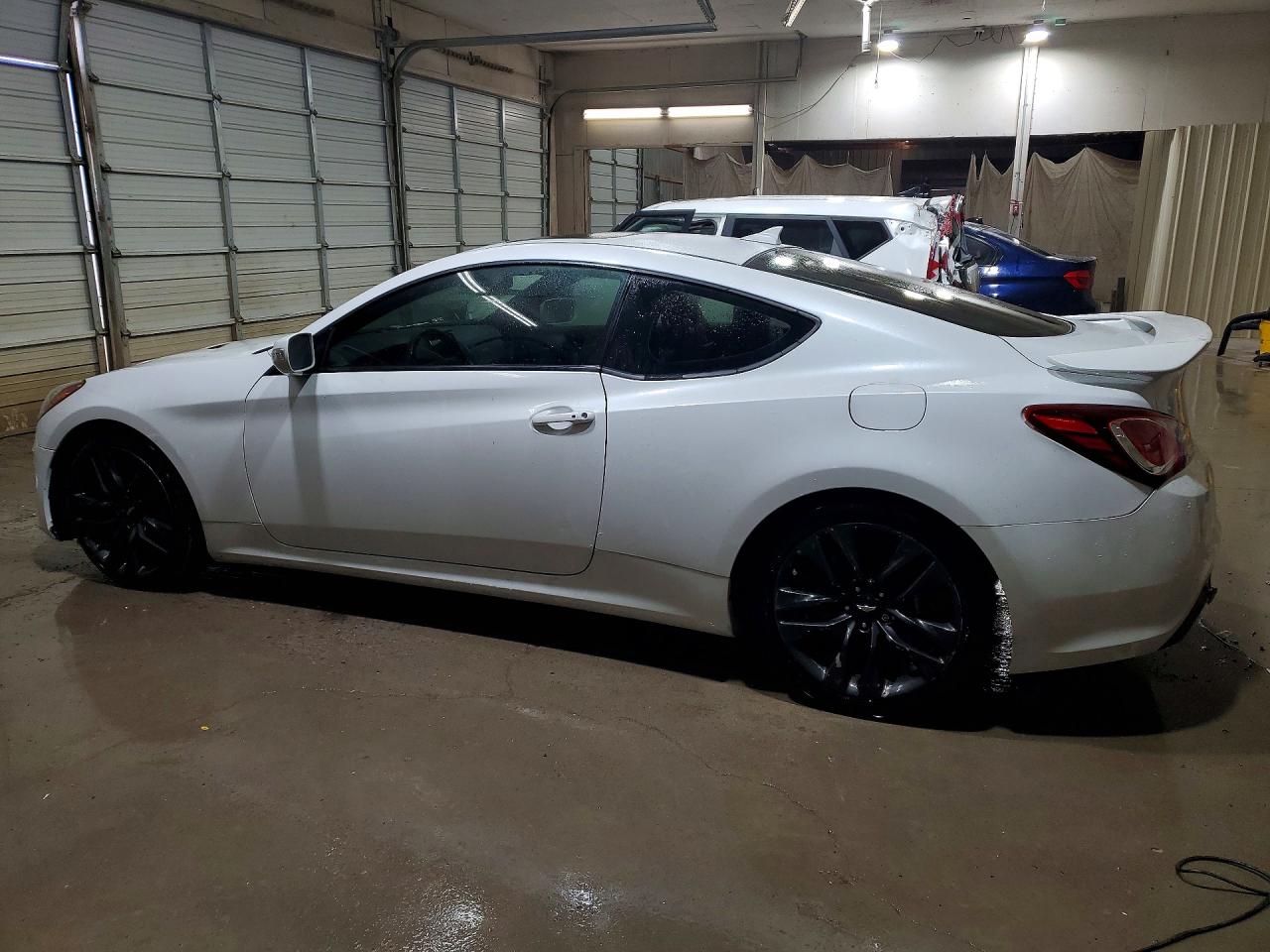 2013 Hyundai Genesis Coupe 3.8l White vin: KMHHU6KJ6DU107550