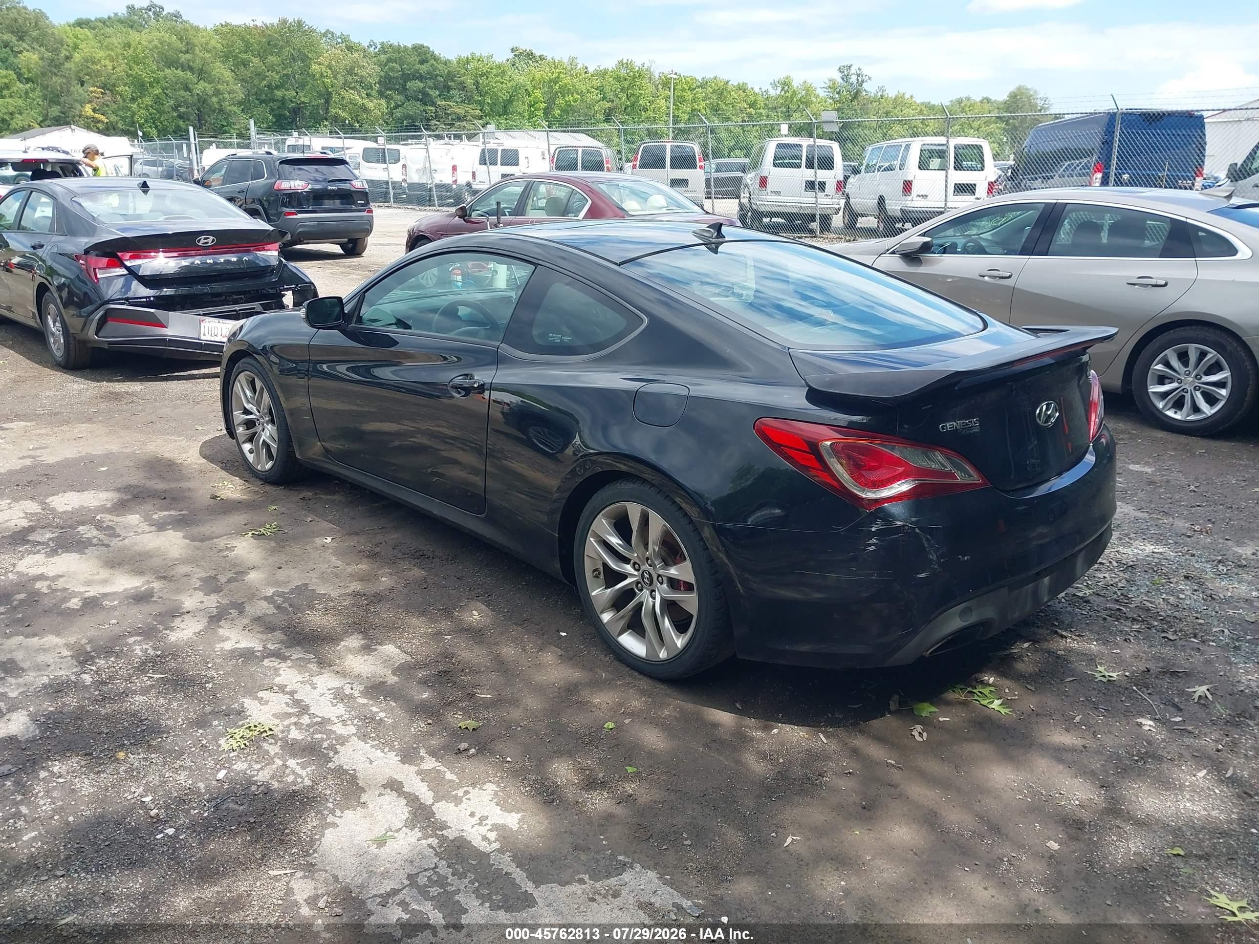 2013 Hyundai Genesis 3.8 Track Black vin: KMHHU6KJ6DU108147