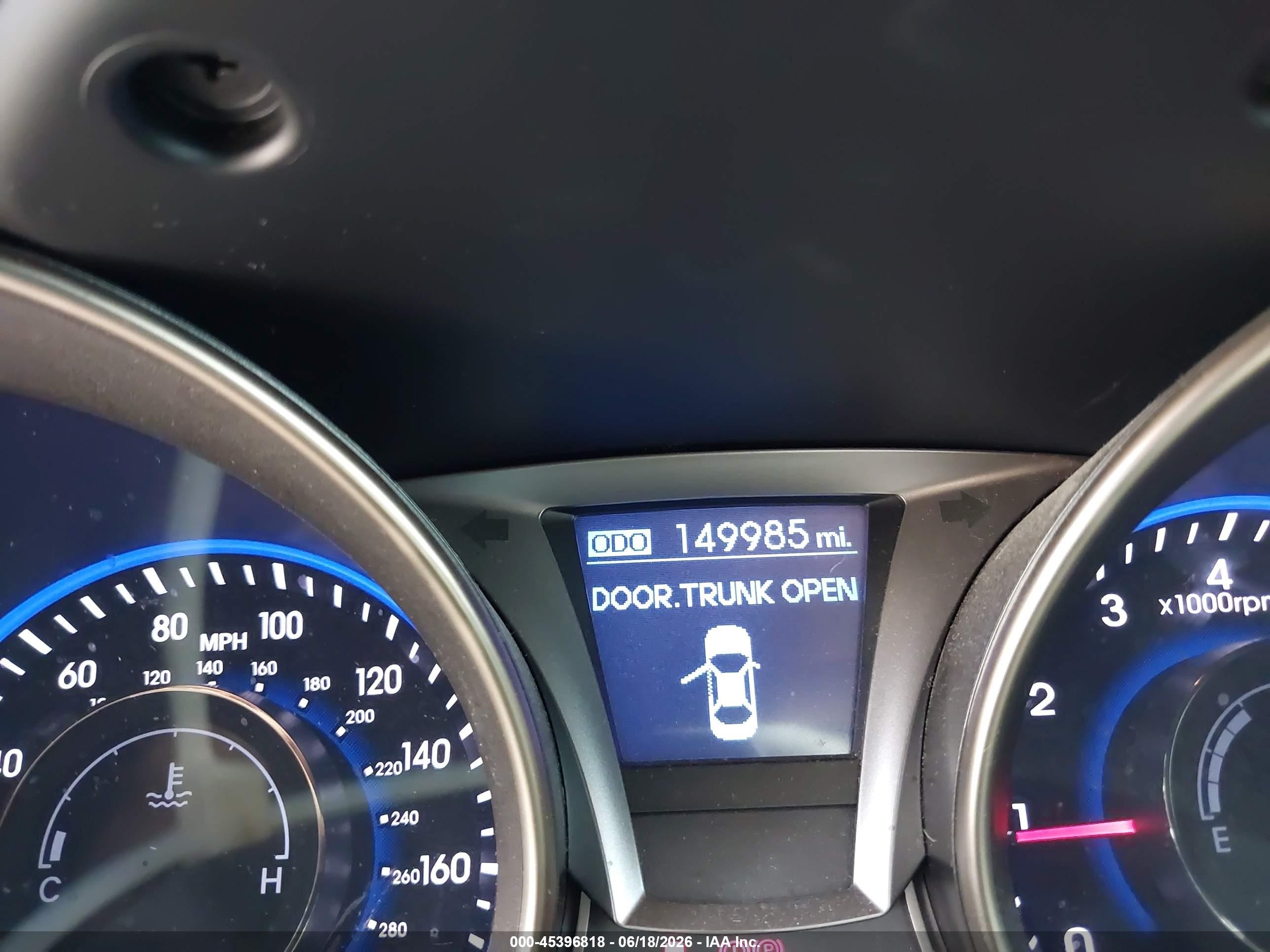 2013 Hyundai Genesis   Silver vin: KMHHU6KJ6DU108455