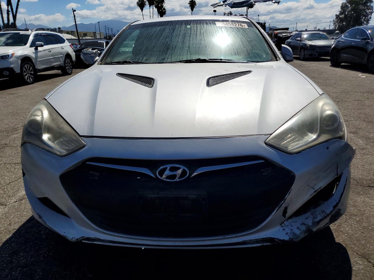 2014 Hyundai Genesis Coupe 3.8l Silver vin: KMHHU6KJ6EU114841