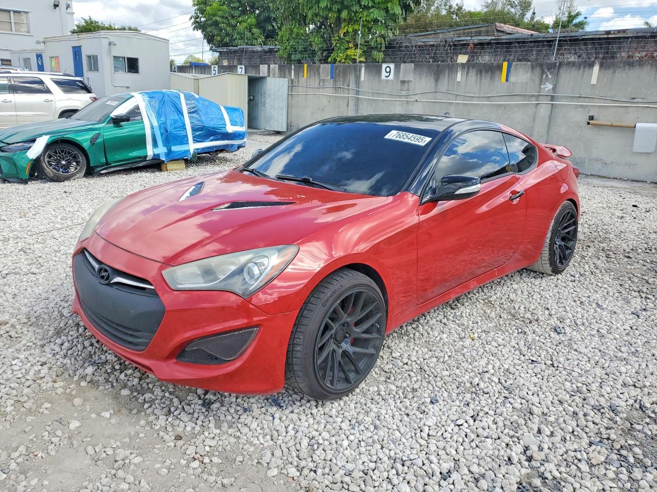 2015 Hyundai Genesis Coupe Красный vin: KMHHU6KJ7FU121864