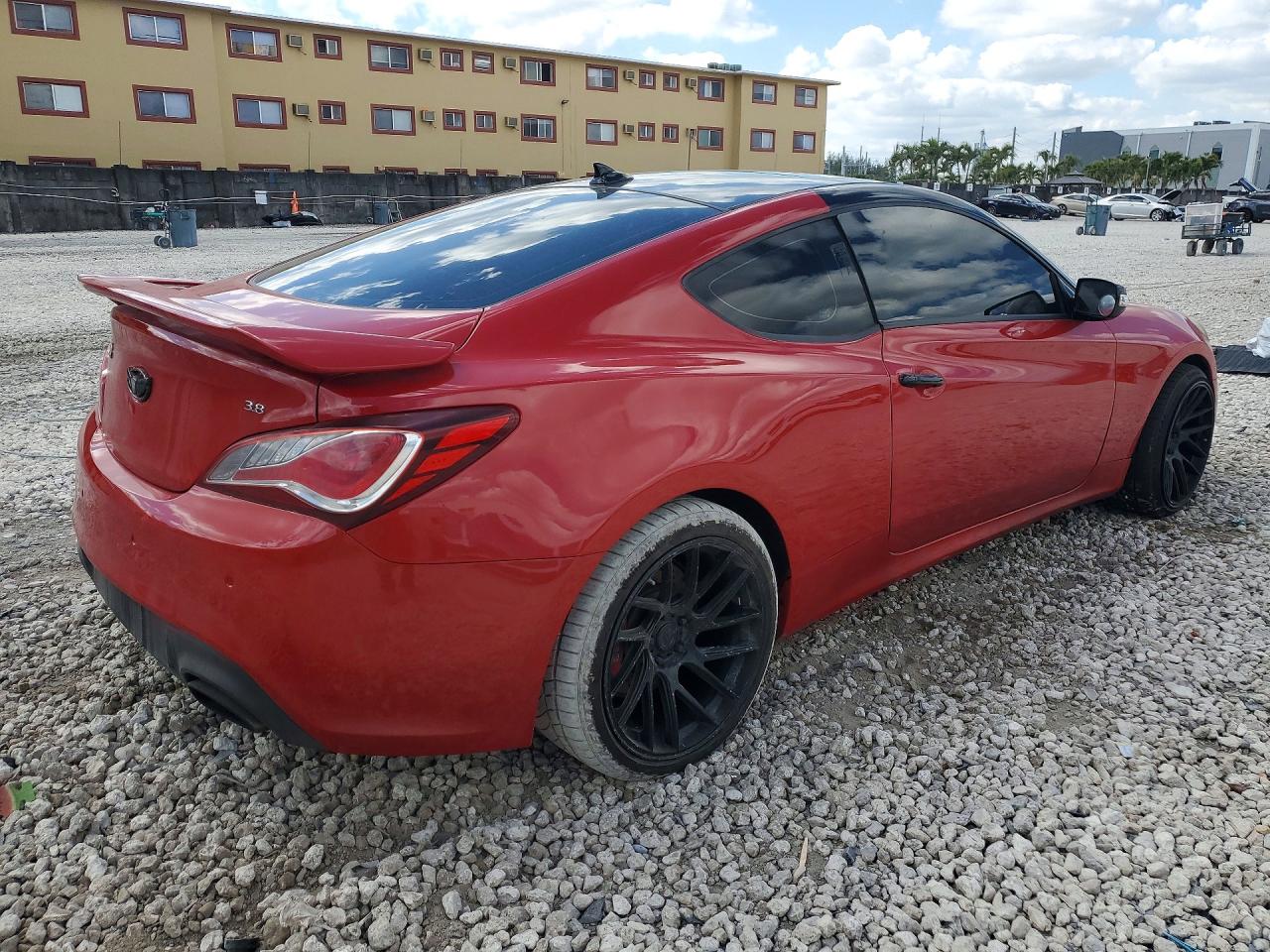 2015 Hyundai Genesis Coupe Red vin: KMHHU6KJ7FU121864