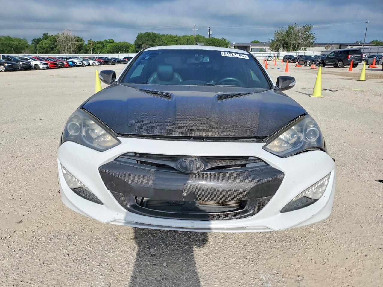 2015 Hyundai Genesis Coupe 3.8 Ultimate White vin: KMHHU6KJ7FU121945