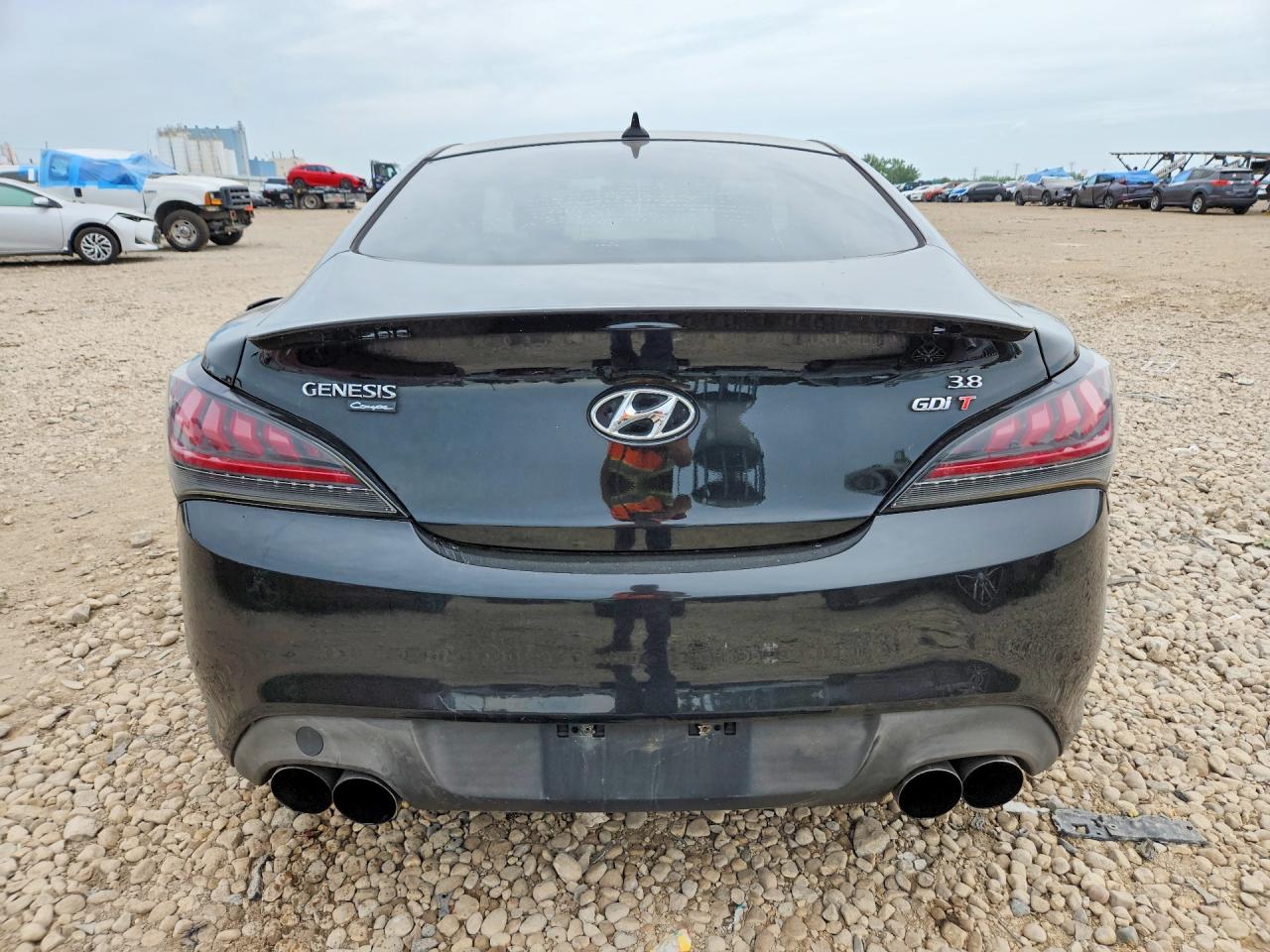 2015 Hyundai Genesis Coupe 3.8 Black vin: KMHHU6KJ7FU122917