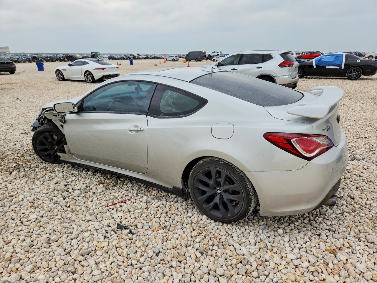 2013 Hyundai Genesis Coupe 3.8l Silver vin: KMHHU6KJ8DU092131
