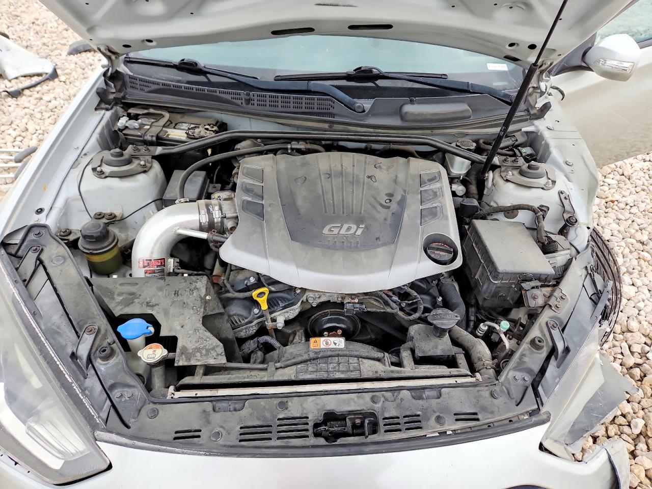 2013 Hyundai Genesis Coupe 3.8l Silver vin: KMHHU6KJ8DU092131