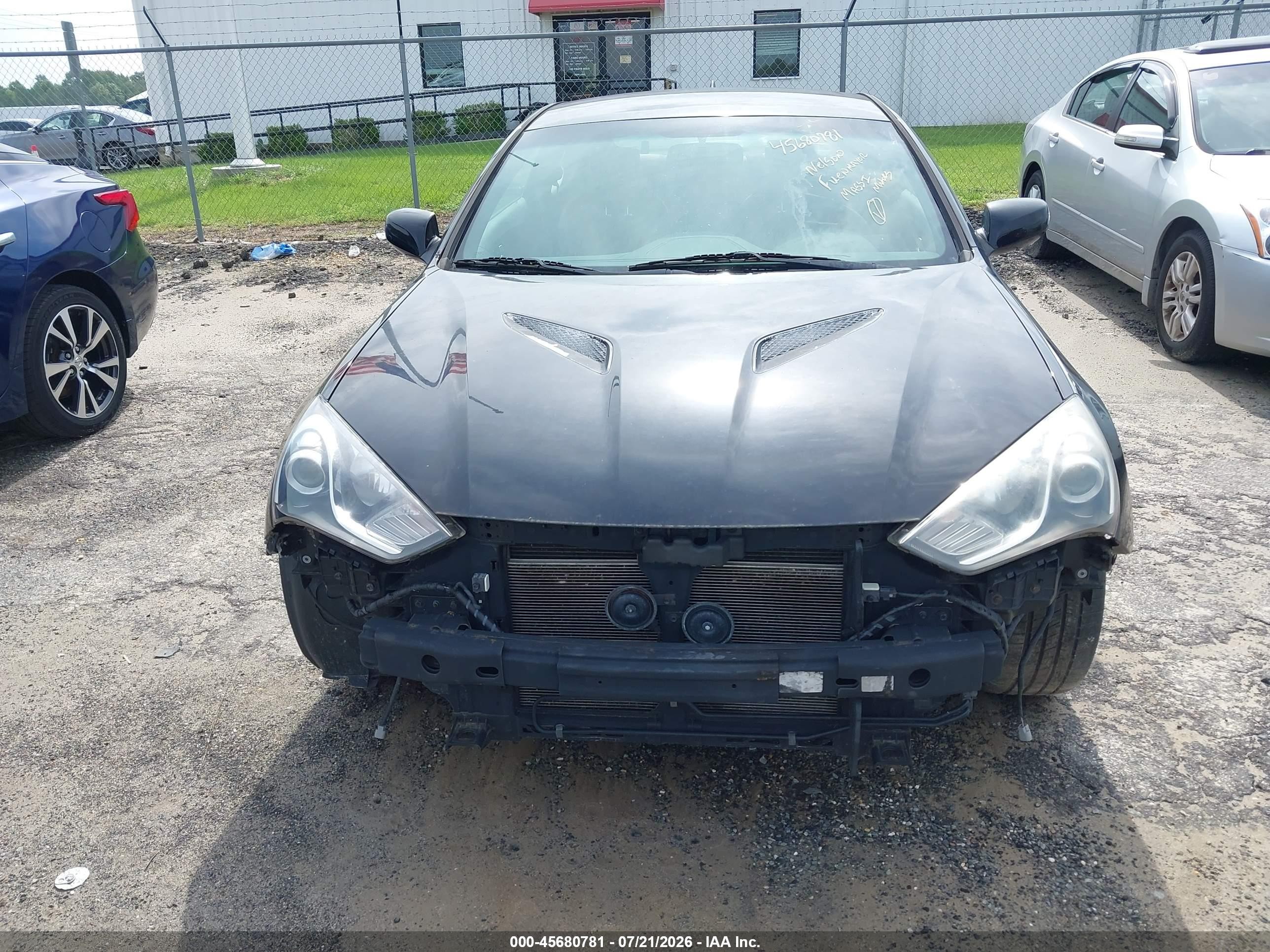 2013 Hyundai Genesis 3.8 R-spec Black vin: KMHHU6KJ8DU096230