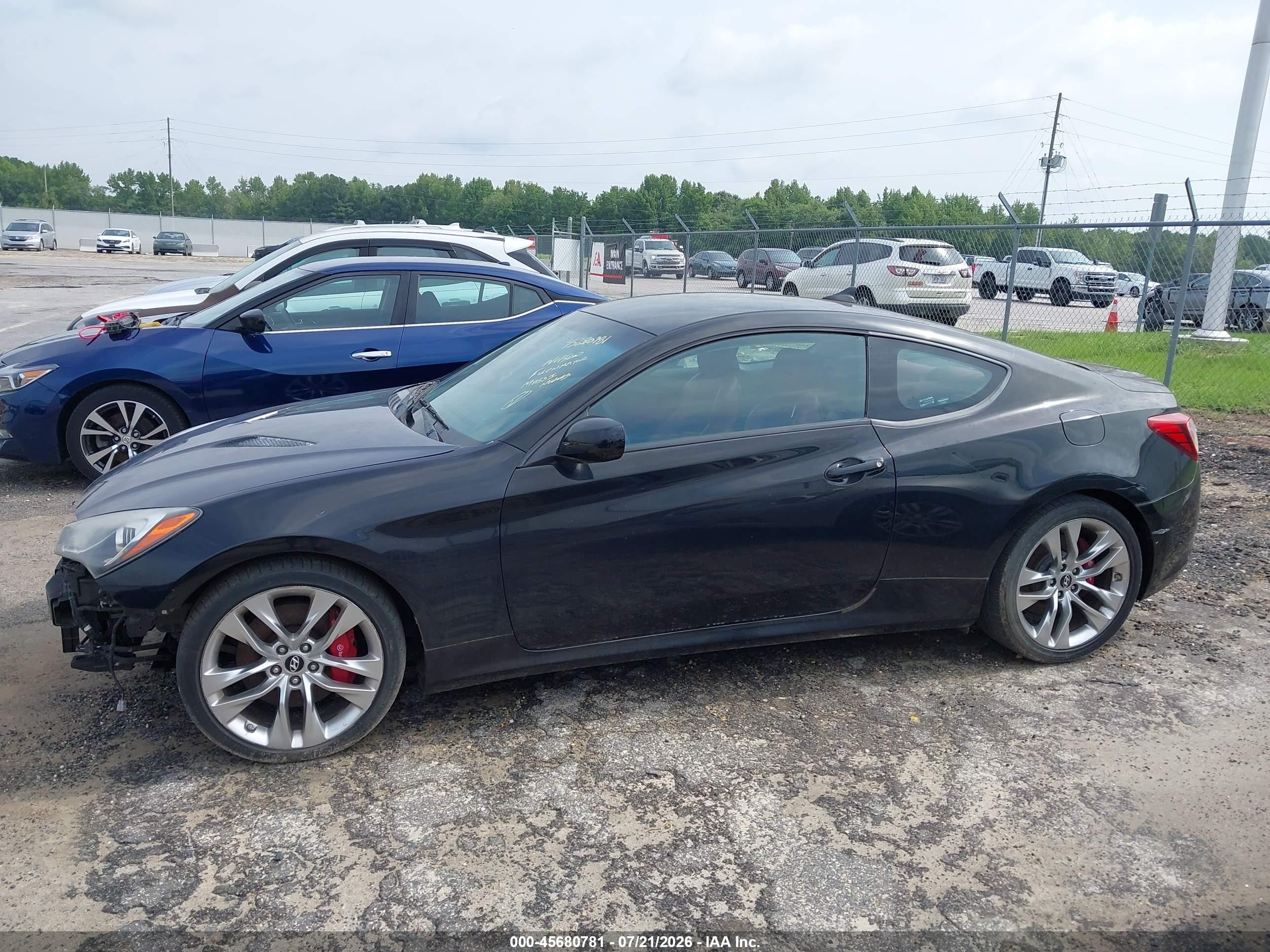 2013 Hyundai Genesis 3.8 R-spec Black vin: KMHHU6KJ8DU096230