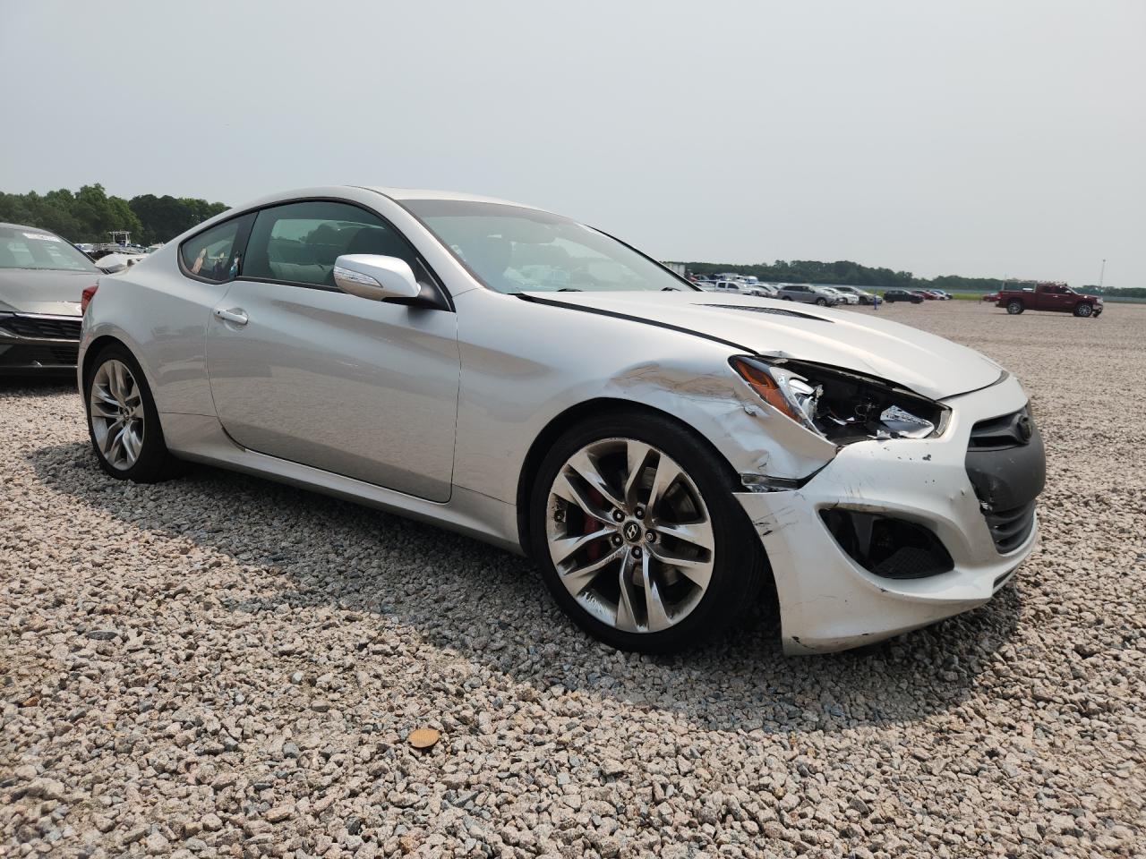 2013 Hyundai Genesis Coupe 3.8l Silver vin: KMHHU6KJ8DU112488