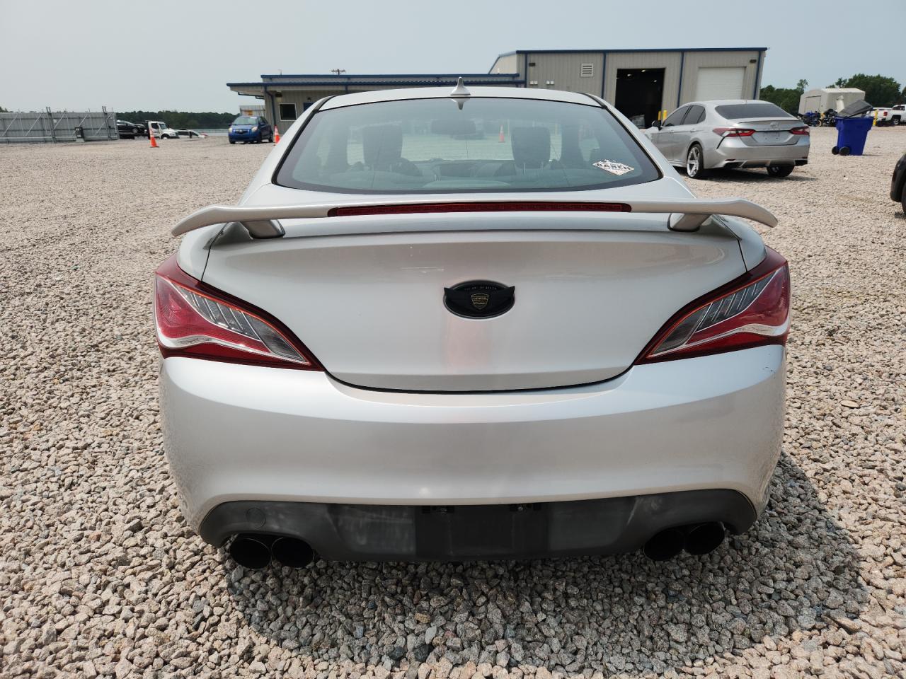 2013 Hyundai Genesis Coupe 3.8l Silver vin: KMHHU6KJ8DU112488