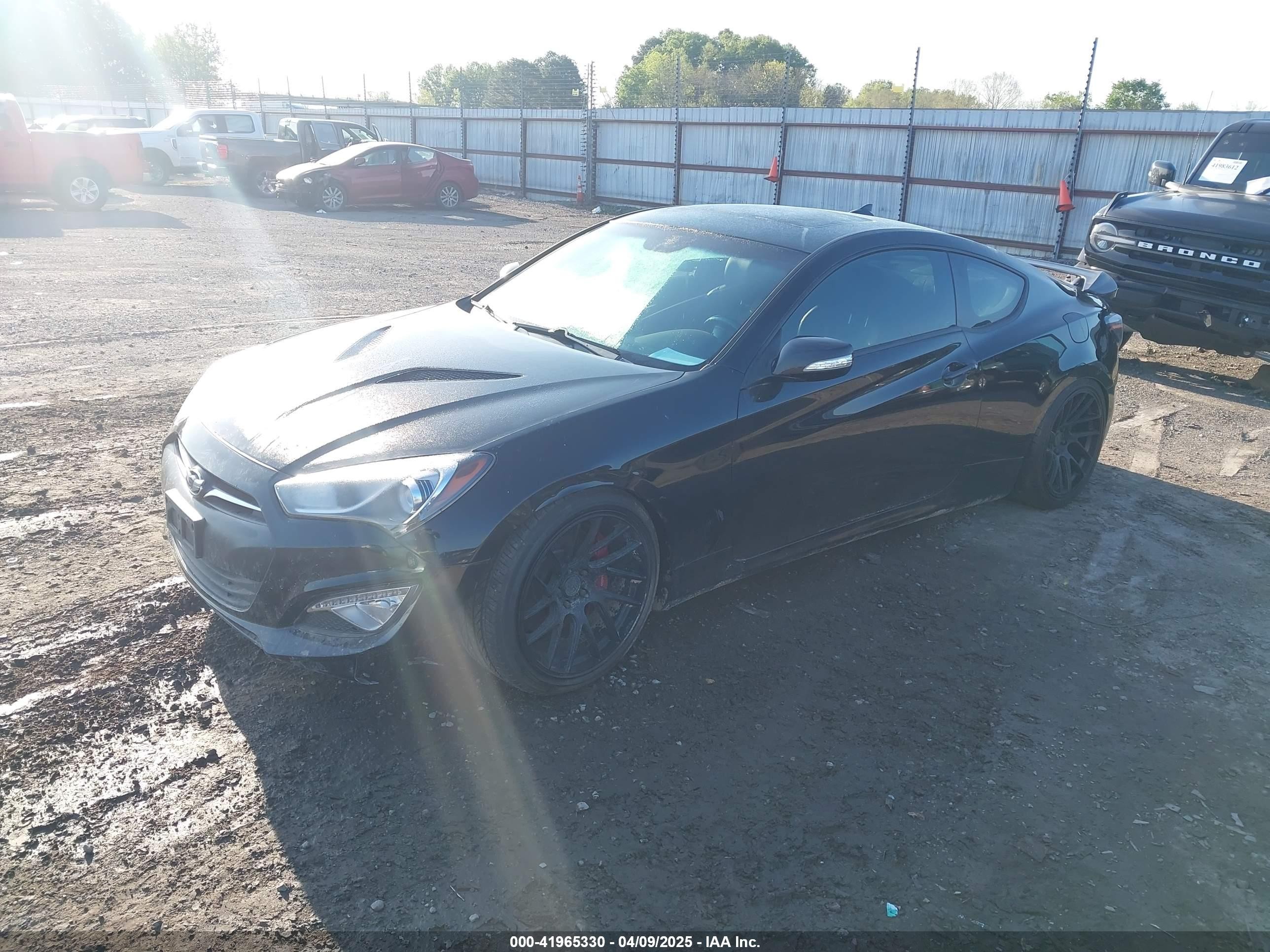 2015 Hyundai Genesis 3.8 Ultimate Черный vin: KMHHU6KJ9FU124295