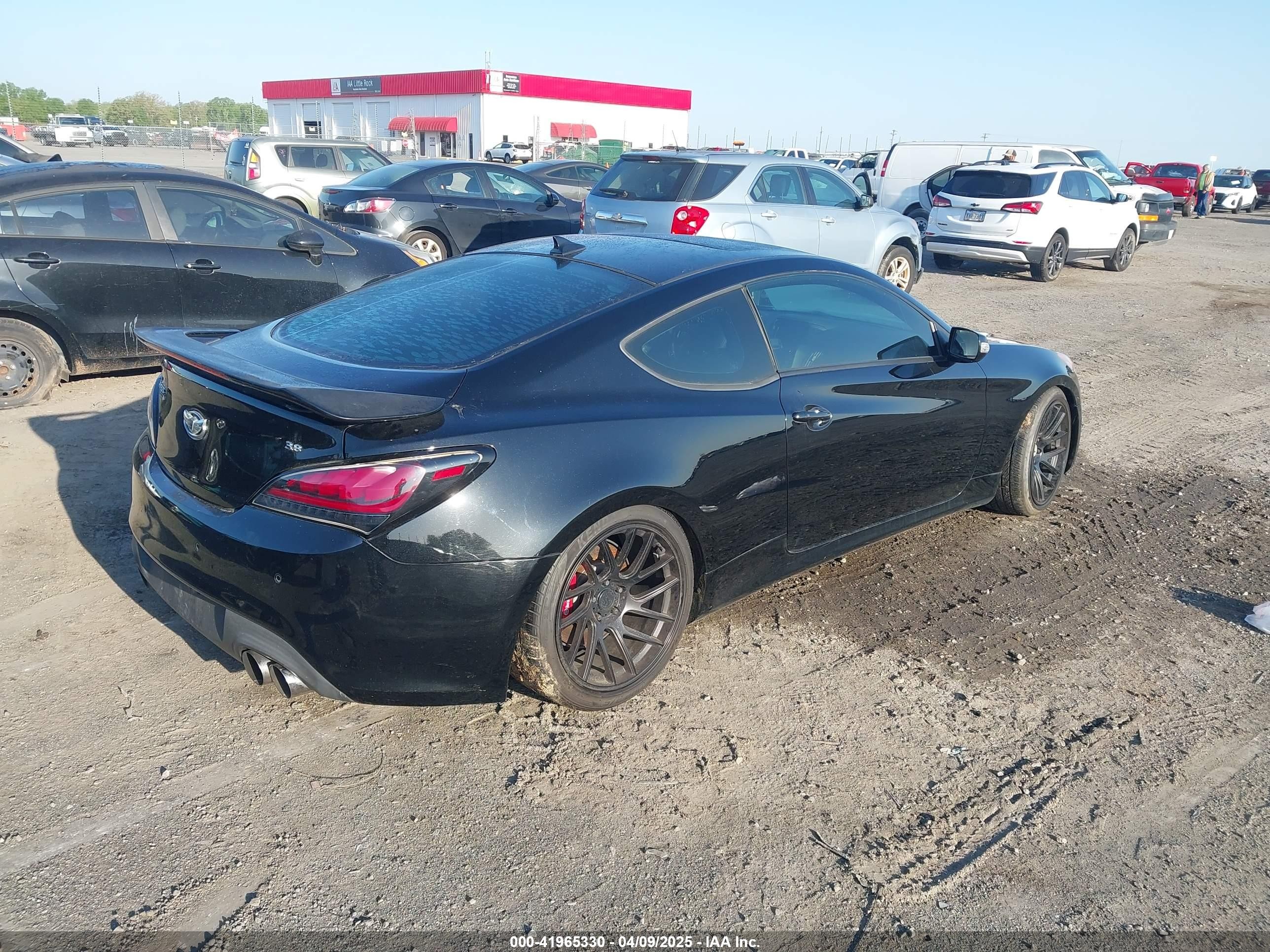 2015 Hyundai Genesis 3.8 Ultimate Черный vin: KMHHU6KJ9FU124295