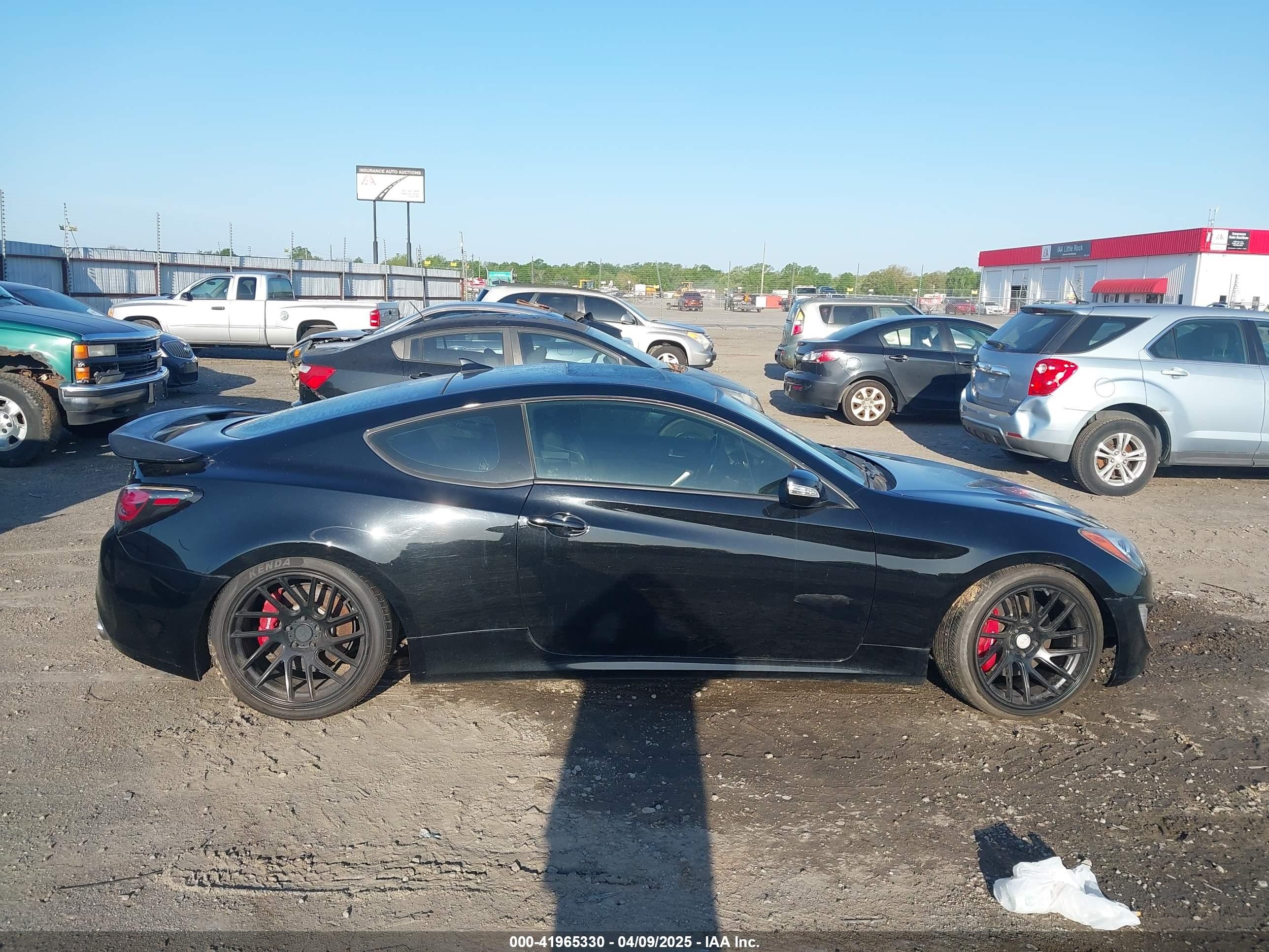 2015 Hyundai Genesis 3.8 Ultimate Черный vin: KMHHU6KJ9FU124295