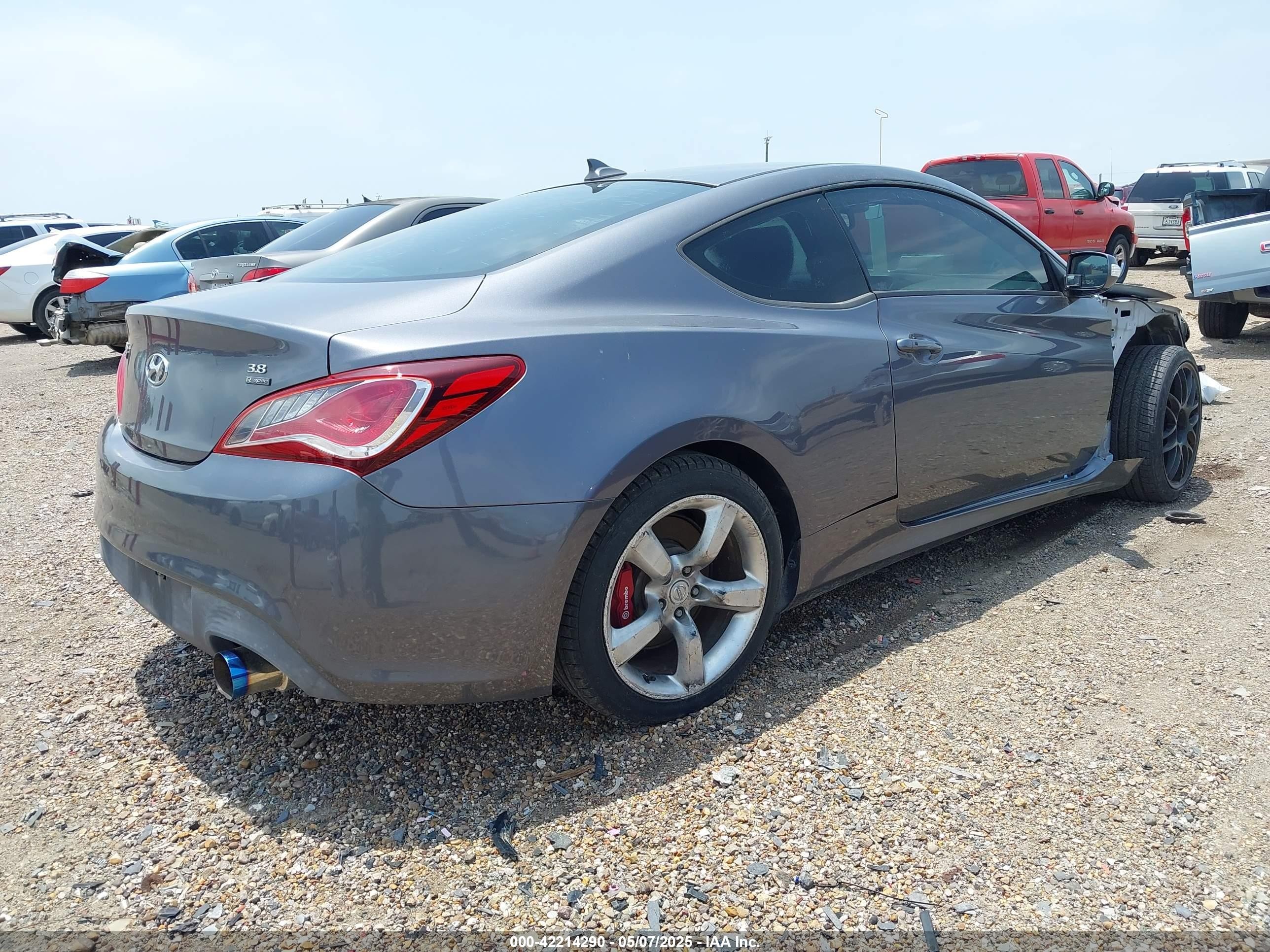 2015 Hyundai Genesis   Gray vin: KMHHU6KJ9FU124846
