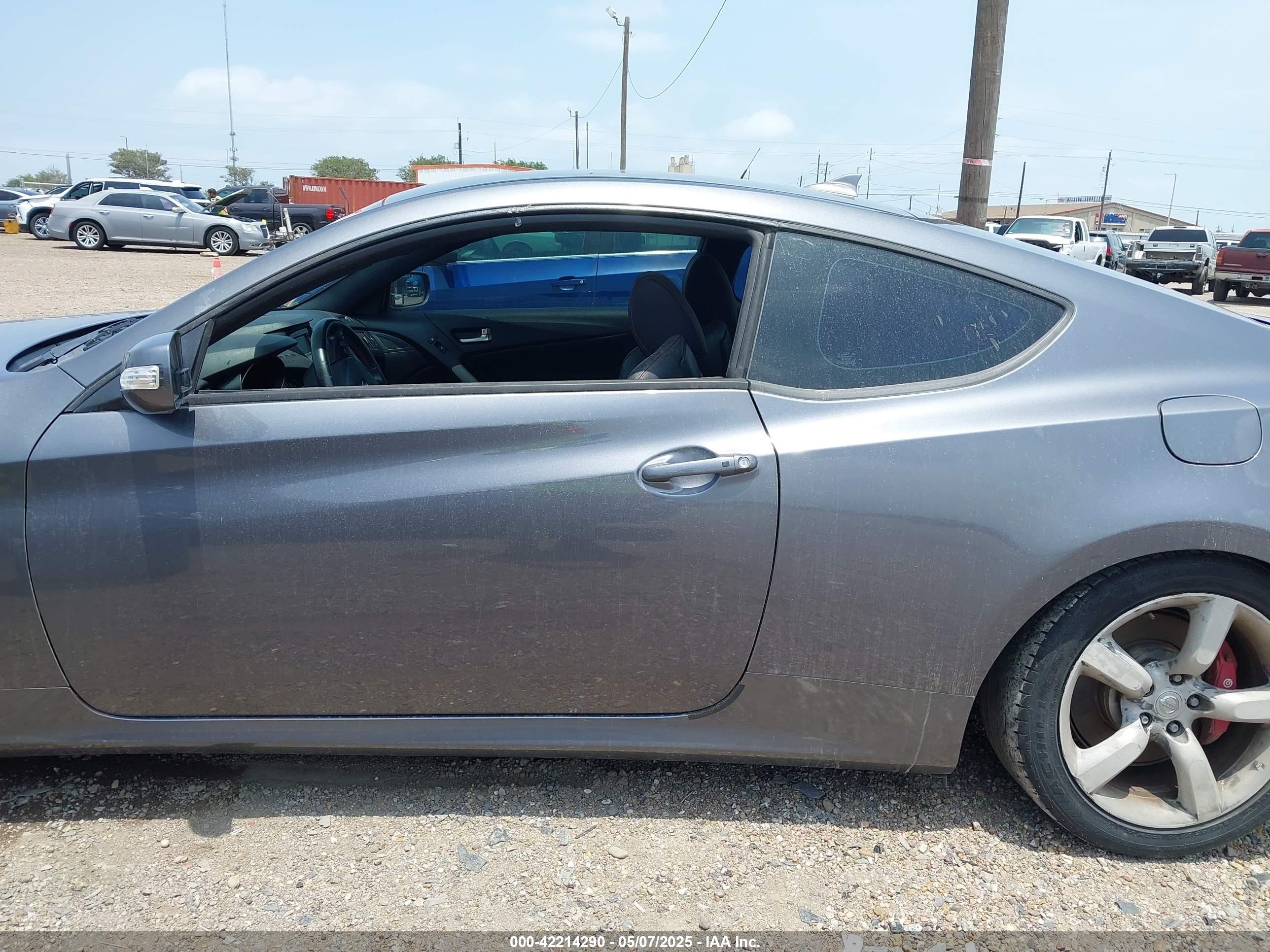 2015 Hyundai Genesis   Gray vin: KMHHU6KJ9FU124846