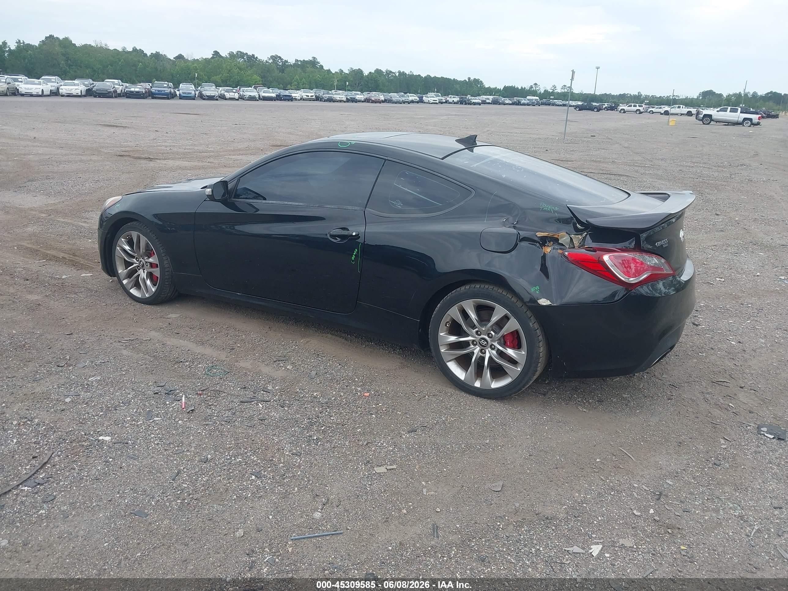 2013 Hyundai Genesis 3.8 Track Black vin: KMHHU6KJXDU105882