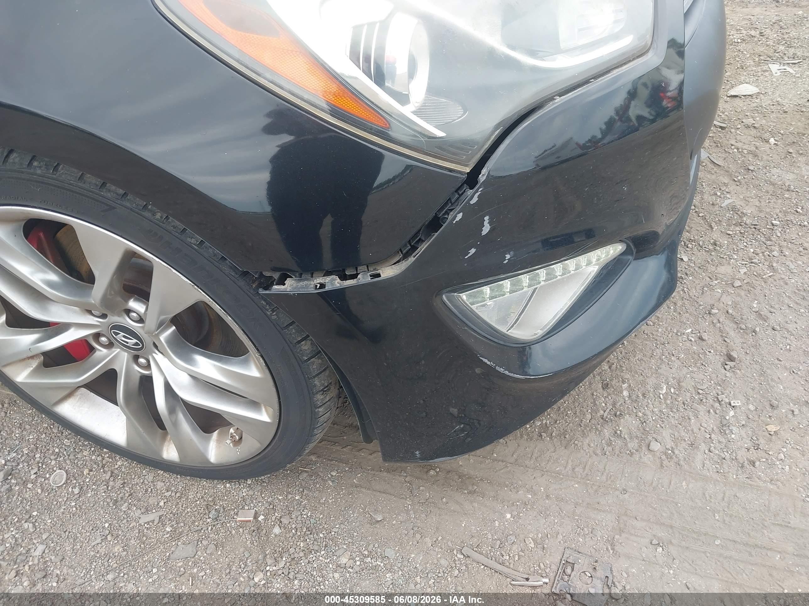 2013 Hyundai Genesis 3.8 Track Black vin: KMHHU6KJXDU105882