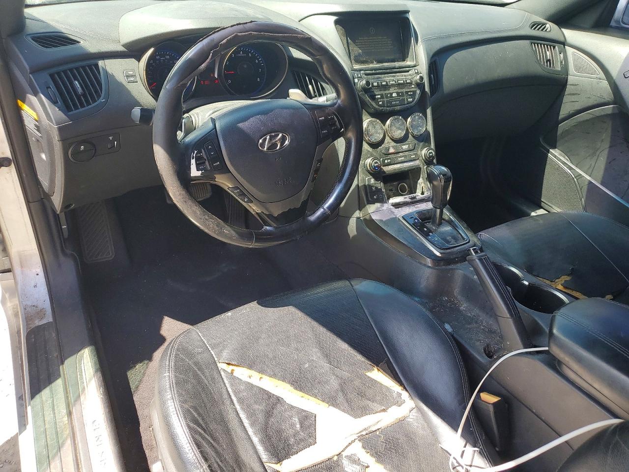 2014 Hyundai Genesis Coupe 3.8 Grand Touring Silver vin: KMHHU6KJXEU116737