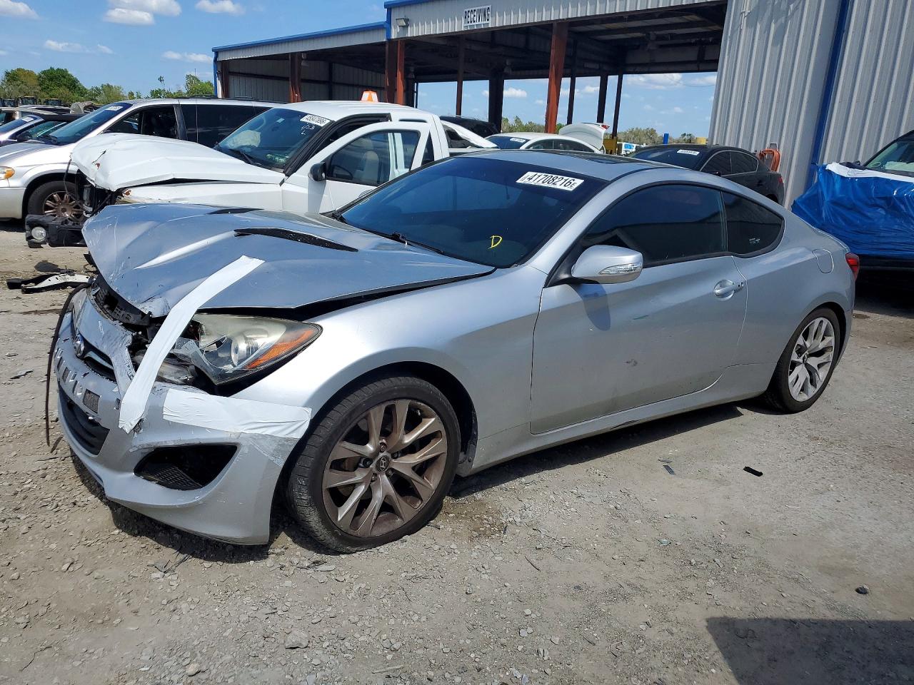 2014 Hyundai Genesis Coupe 3.8 Grand Touring Silver vin: KMHHU6KJXEU116737