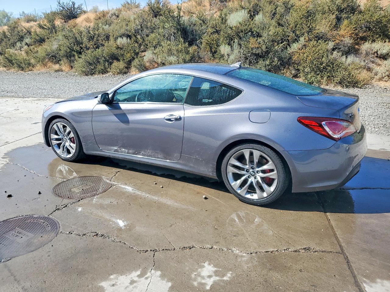 2015 Hyundai Genesis Coupe 3.8 R-spec Угольный vin: KMHHU6KJXFU124306