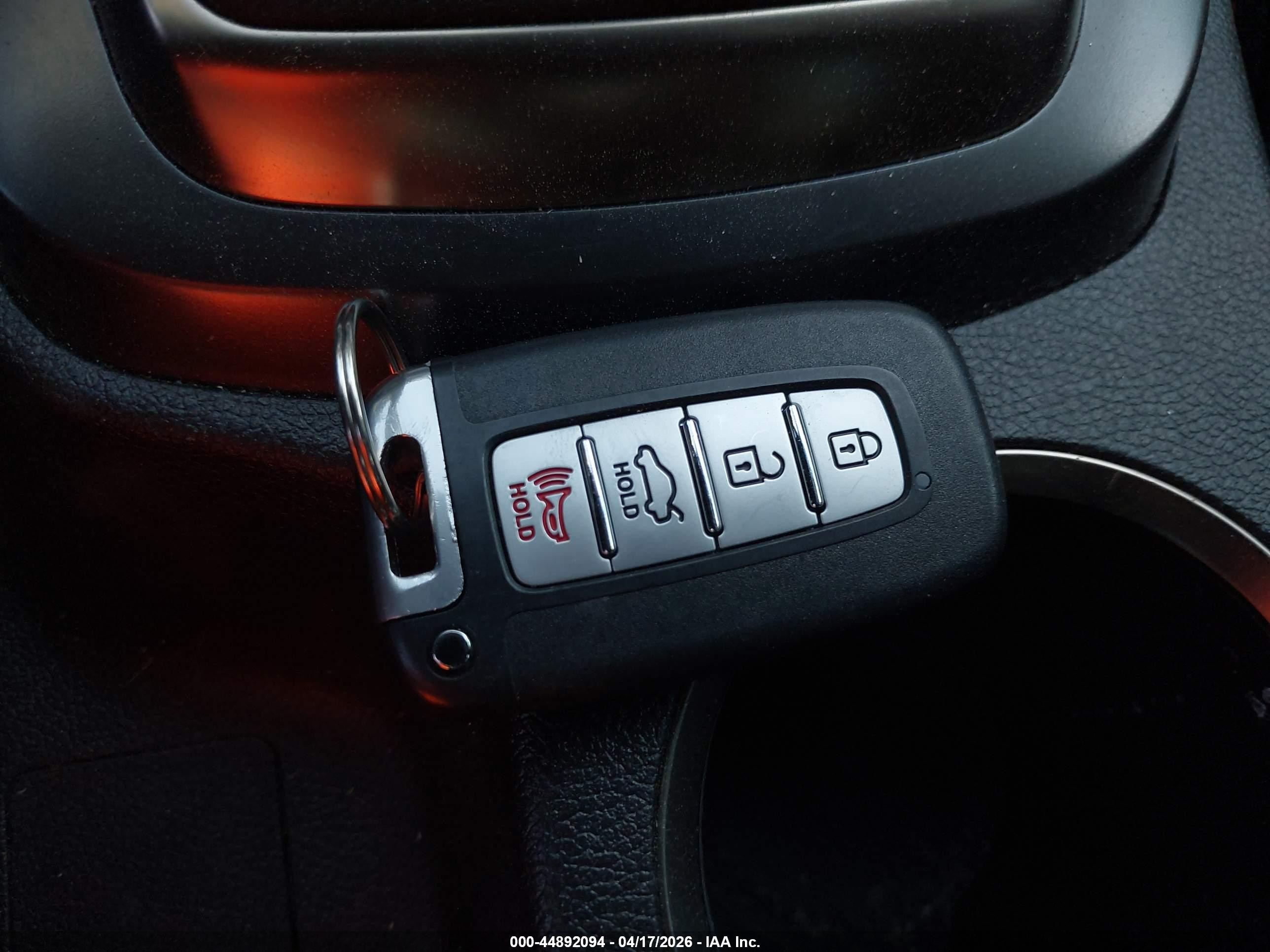 2015 Hyundai Genesis 3.8 R-spec Серебряный vin: KMHHU6KJXFU124774