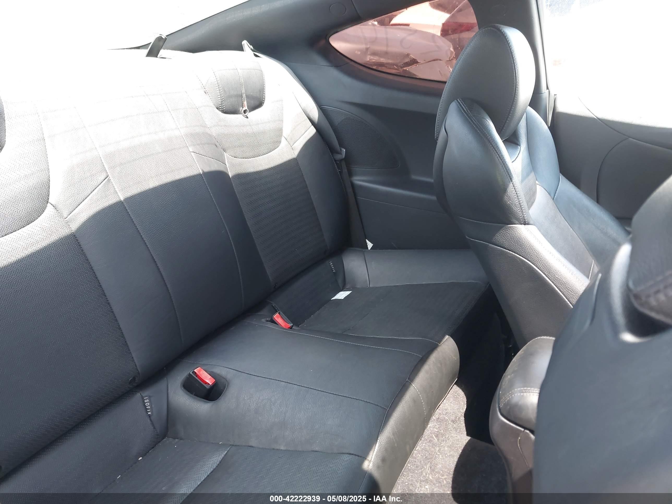 2015 Hyundai Genesis 3.8 Ultimate Белый vin: KMHHU6KJXFU125150