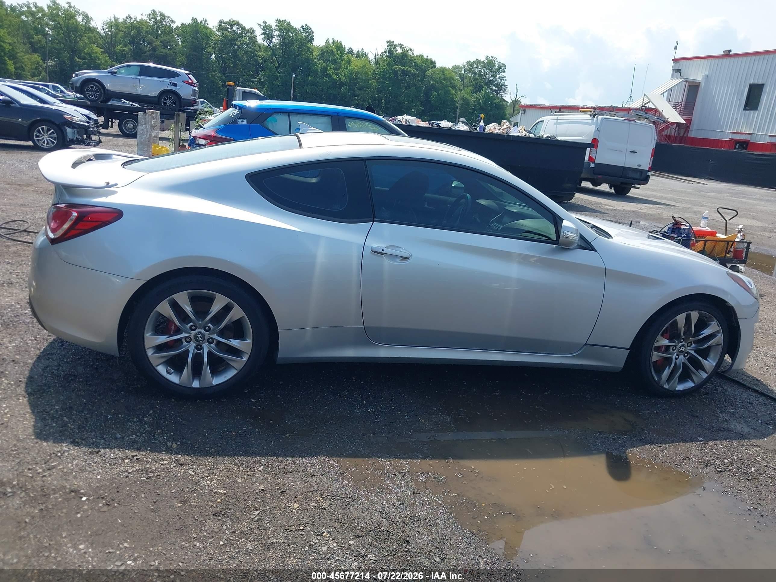 2015 Hyundai Genesis 3.8 Ultimate Серебряный vin: KMHHU6KJXFU126170