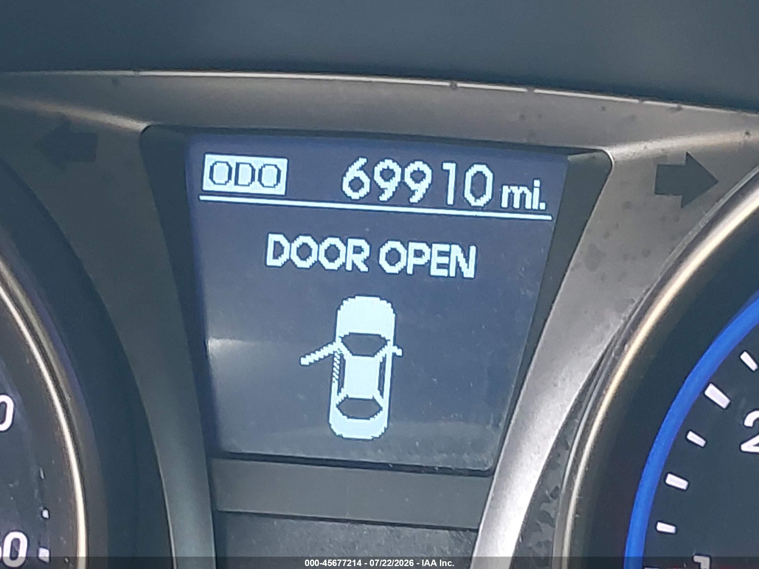 2015 Hyundai Genesis 3.8 Ultimate Серебряный vin: KMHHU6KJXFU126170