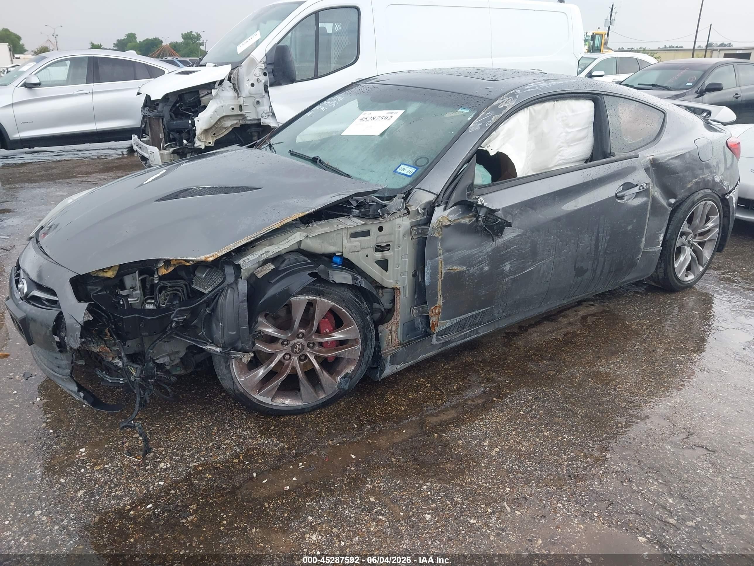 2015 Hyundai Genesis Gray vin: KMHHU6KJXFU127626