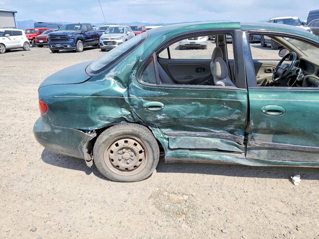 1997 Hyundai Elantra Base Green vin: KMHJF24M0VU594077