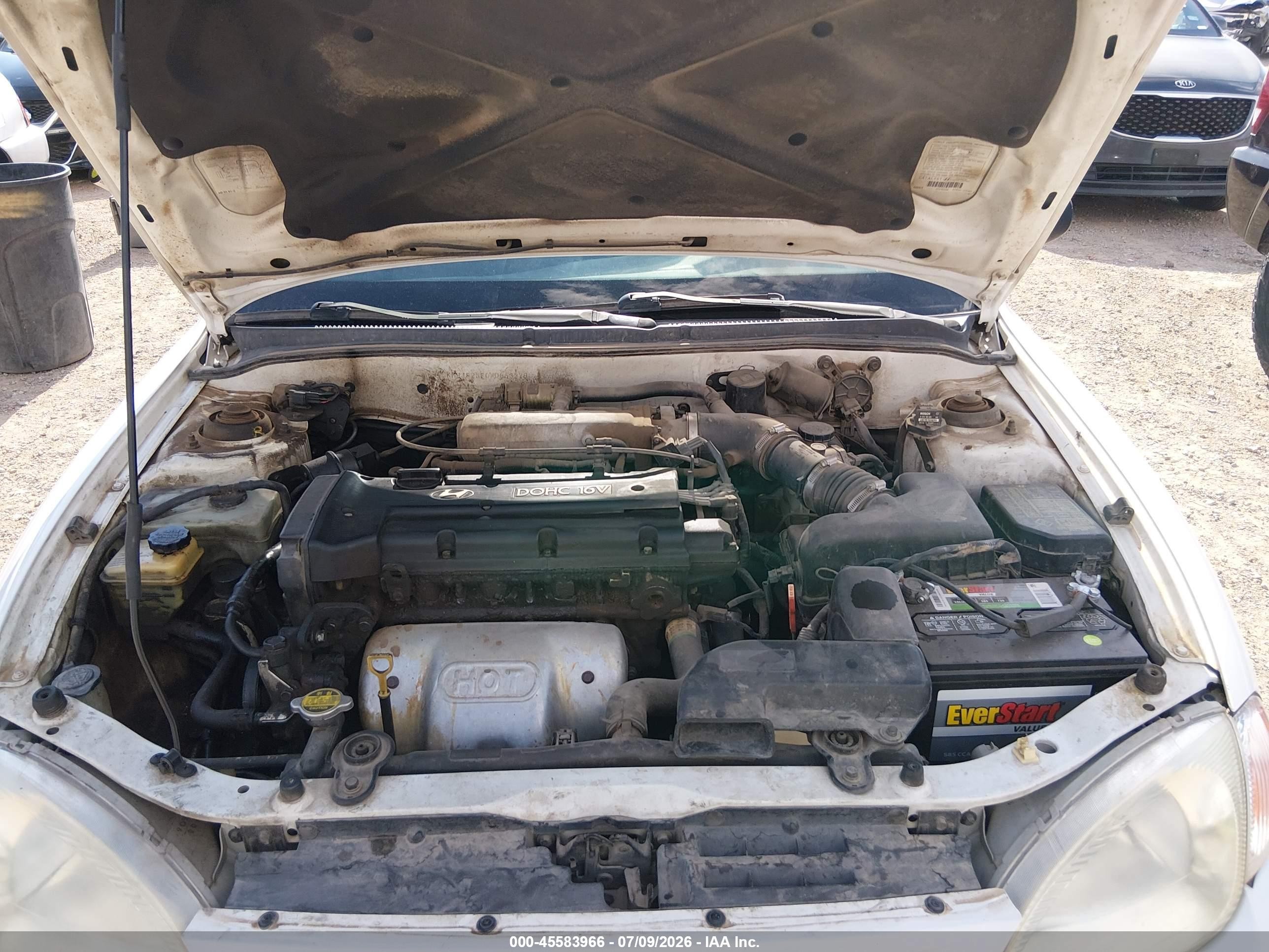 1999 Hyundai Elantra Gl White vin: KMHJF25F0XU853279