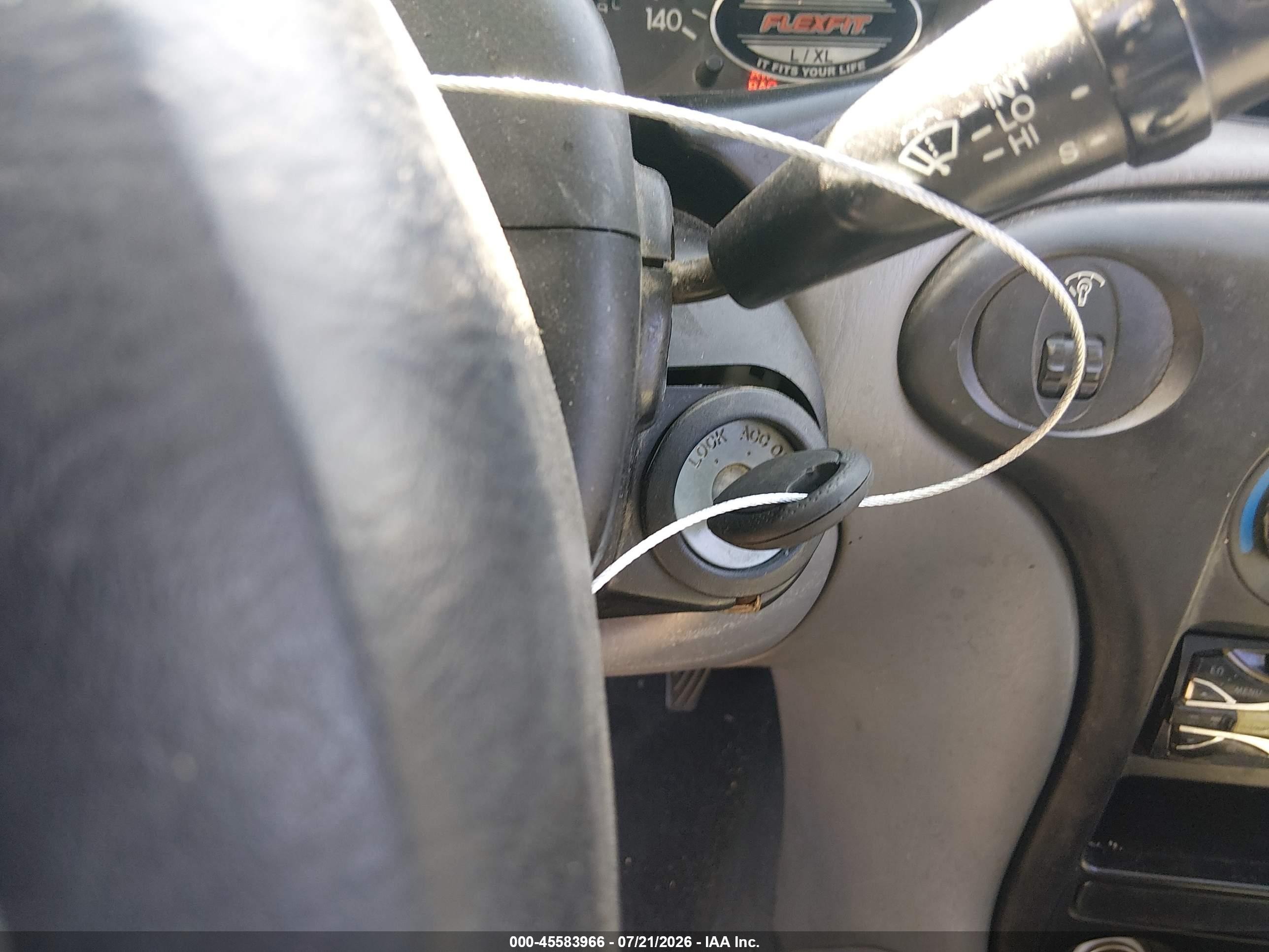1999 Hyundai Elantra Gl White vin: KMHJF25F0XU853279