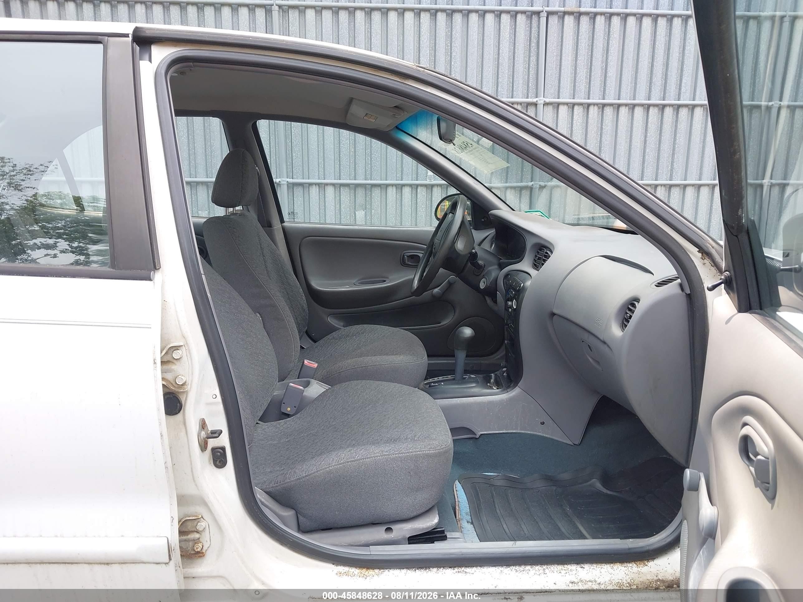 1999 Hyundai Elantra Gl White vin: KMHJF25F3XU761342