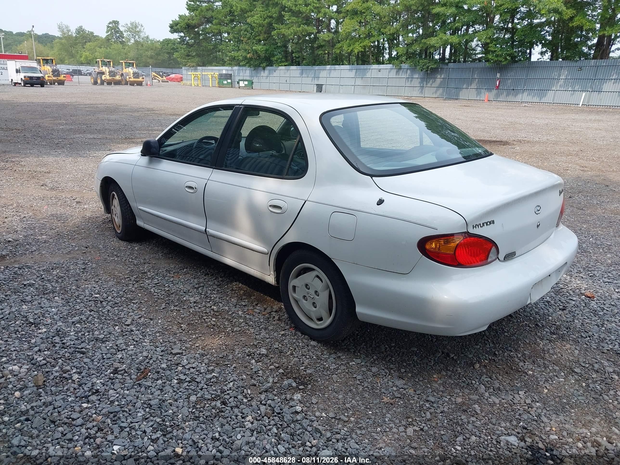 1999 Hyundai Elantra Gl White vin: KMHJF25F3XU761342