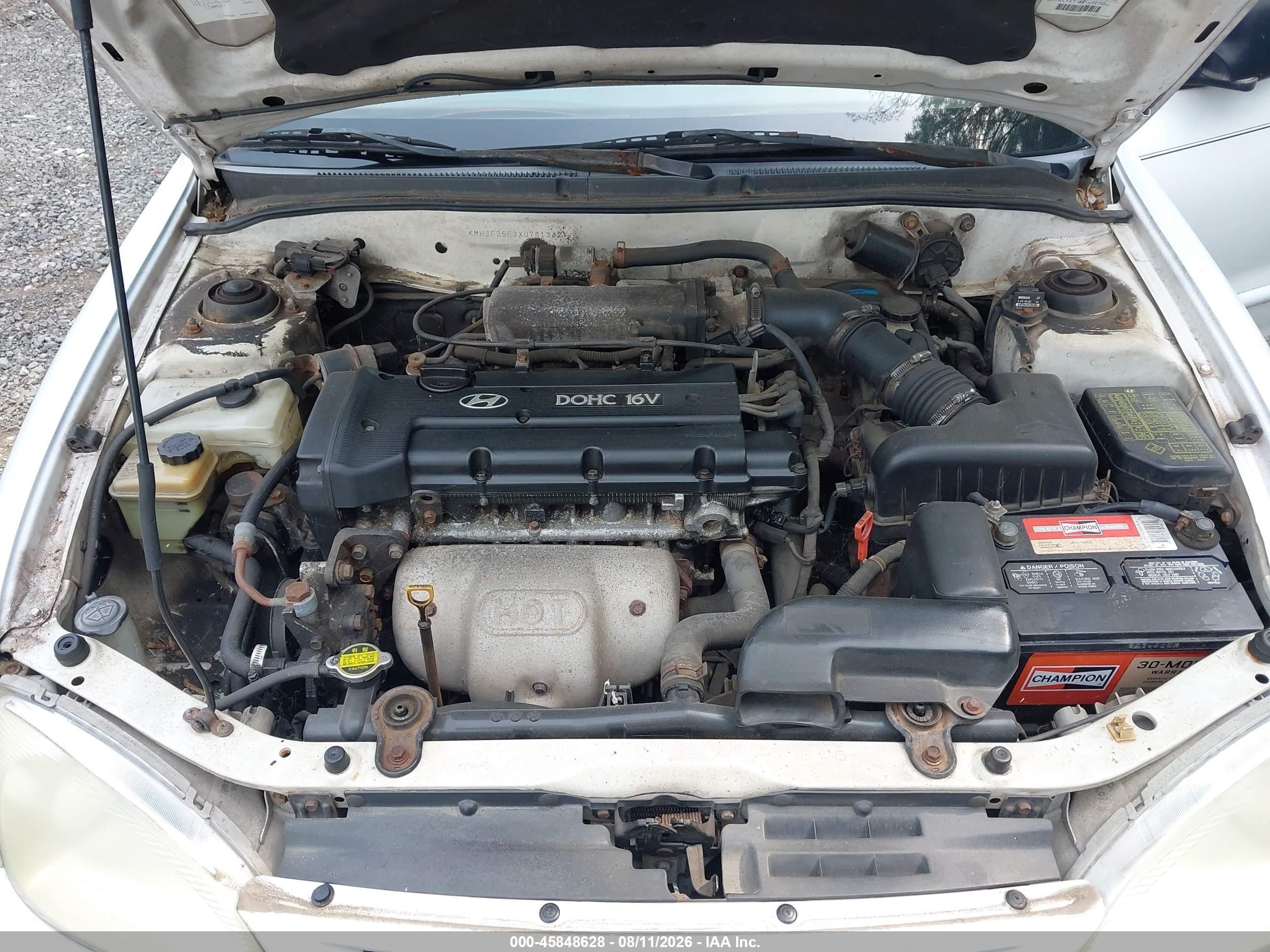1999 Hyundai Elantra Gl White vin: KMHJF25F3XU761342